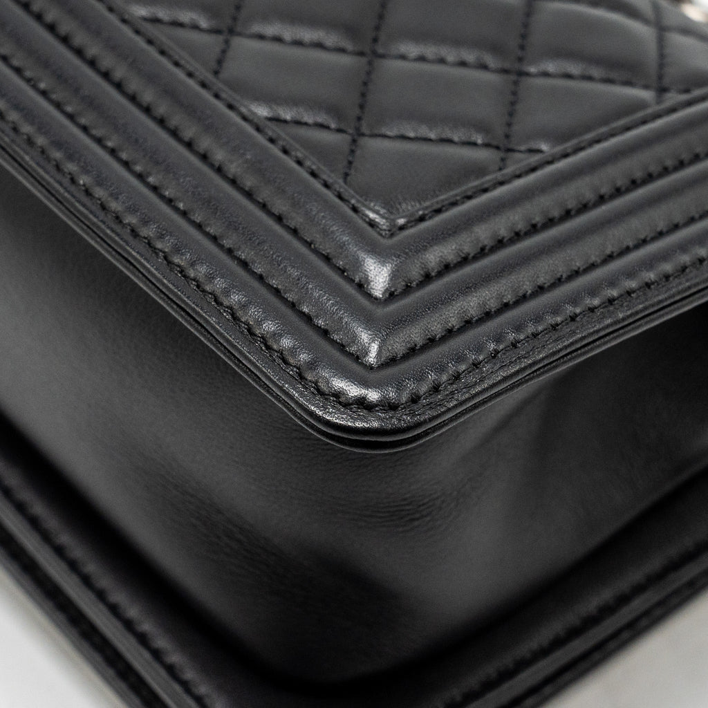 CHANEL SMALL BOY BAG CALFSKIN BLACK RUTHENIUM HARDWARE (MICROCHIP)