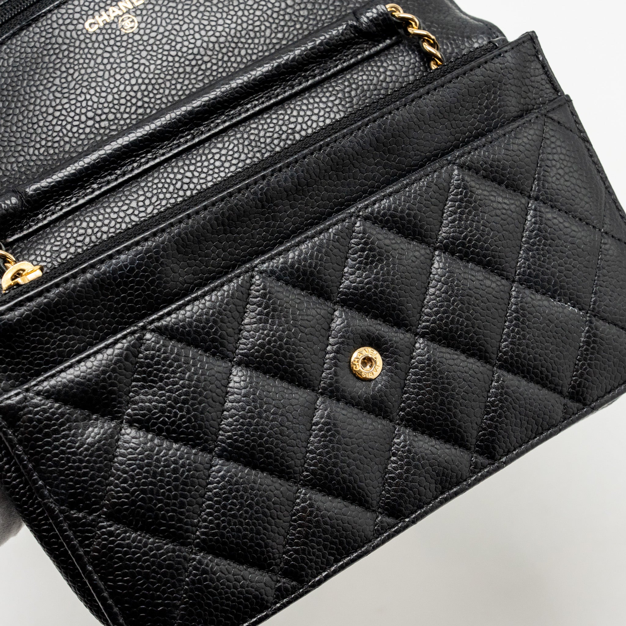 CHANEL CLASSIC WALLET ON CHAIN CAVIAR BLACK GHW