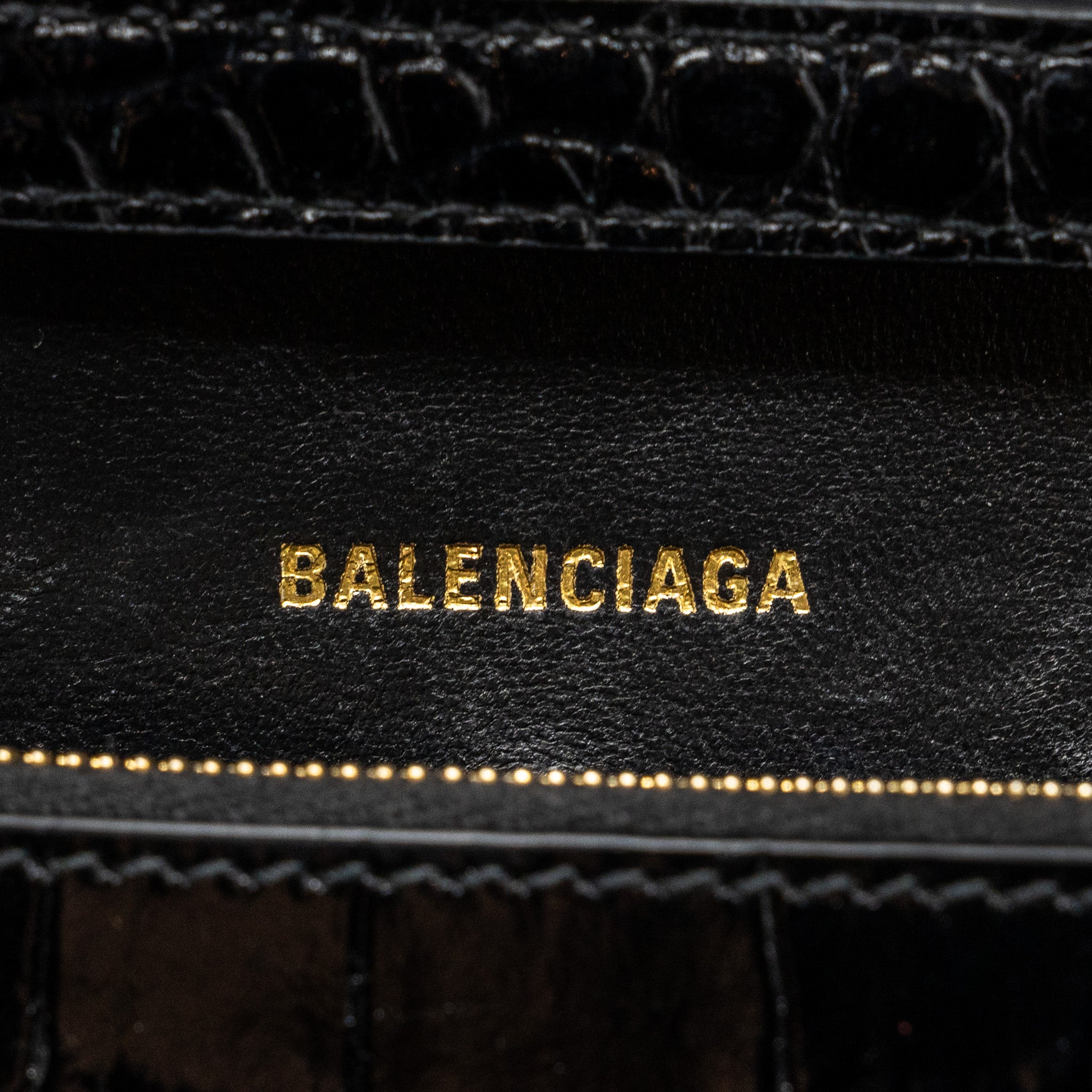 BALENCIAGA HOURGLASS WALLET ON CHAIN CROC EMBOSSED CALFSKIN BLACK GHW