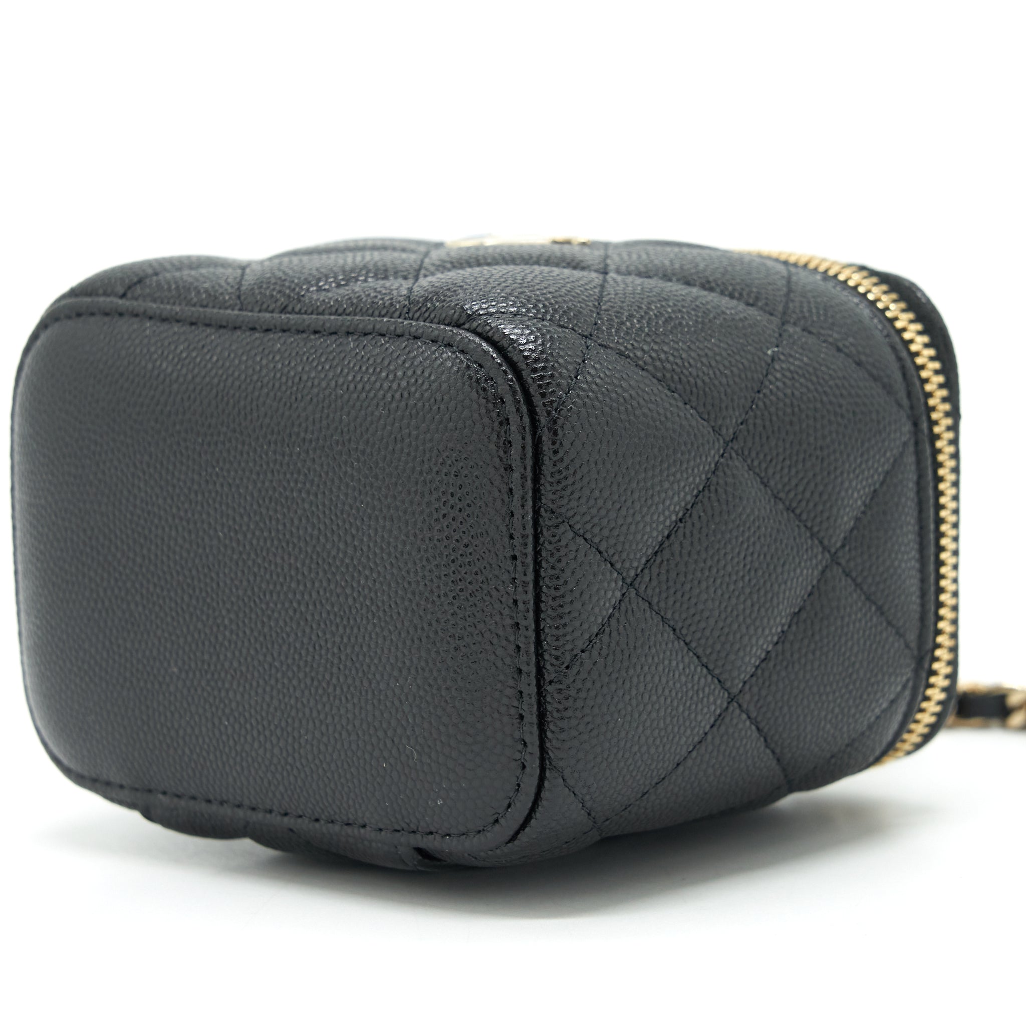 CHANEL SMALL VANITY CLUTCH WITH CHAIN CC PEARL CAVIAR BLACK LGHW