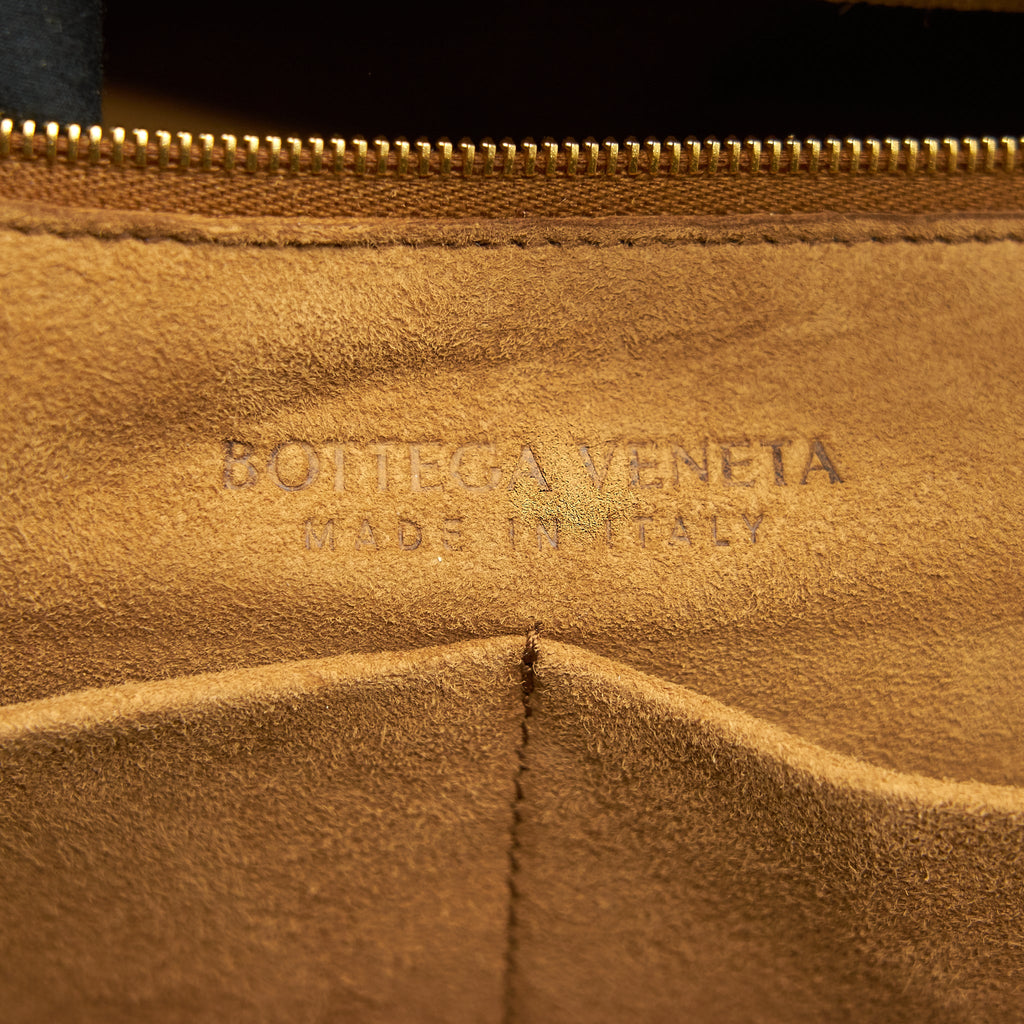 BOTTEGA VENETA  MEDIUM ARCO BAG WHITE
