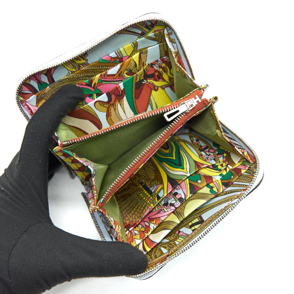 HERMES SILK IN COMPACT WALLET