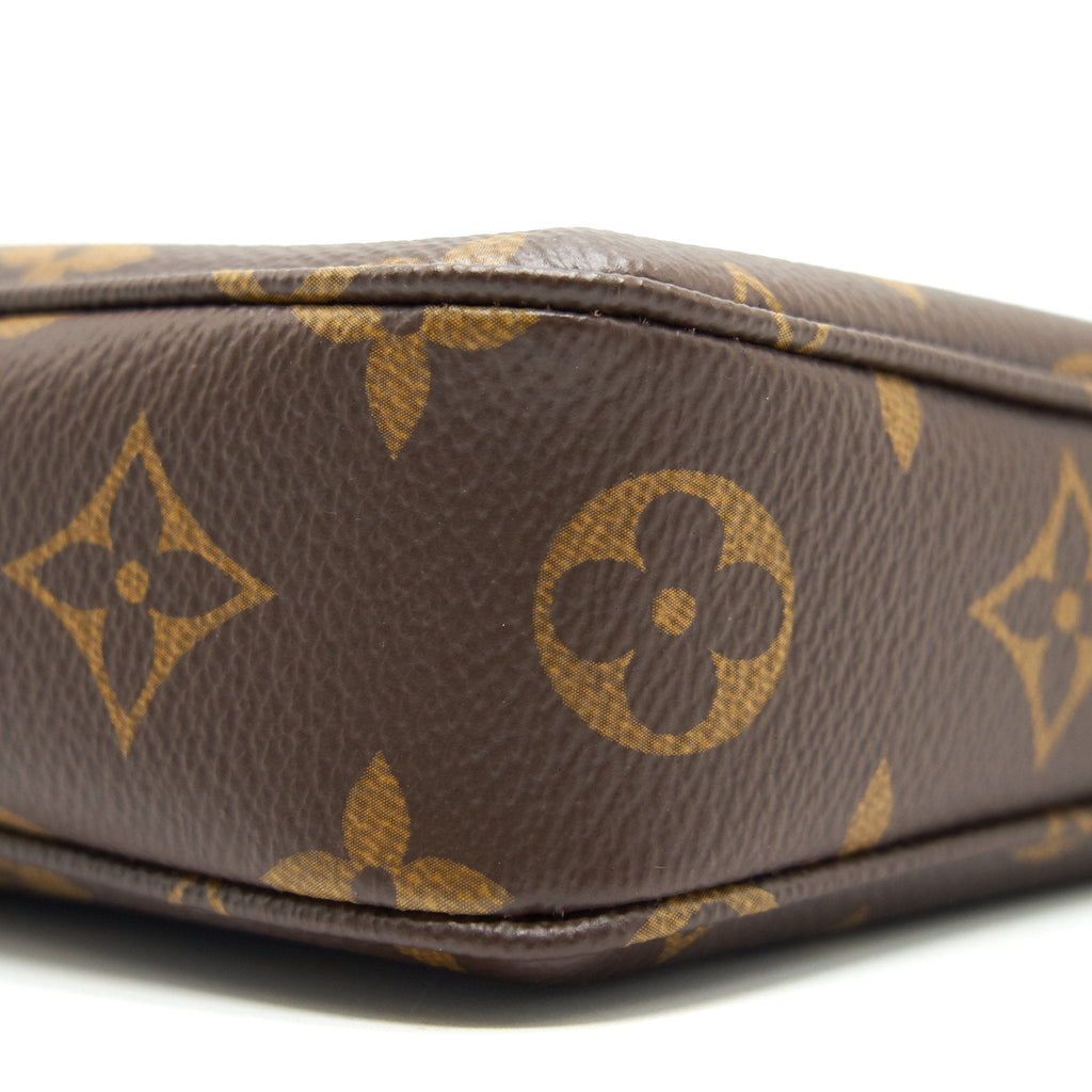 LOUIS VUITTON POCHETTE ACCESSORIES MONOGRAM
