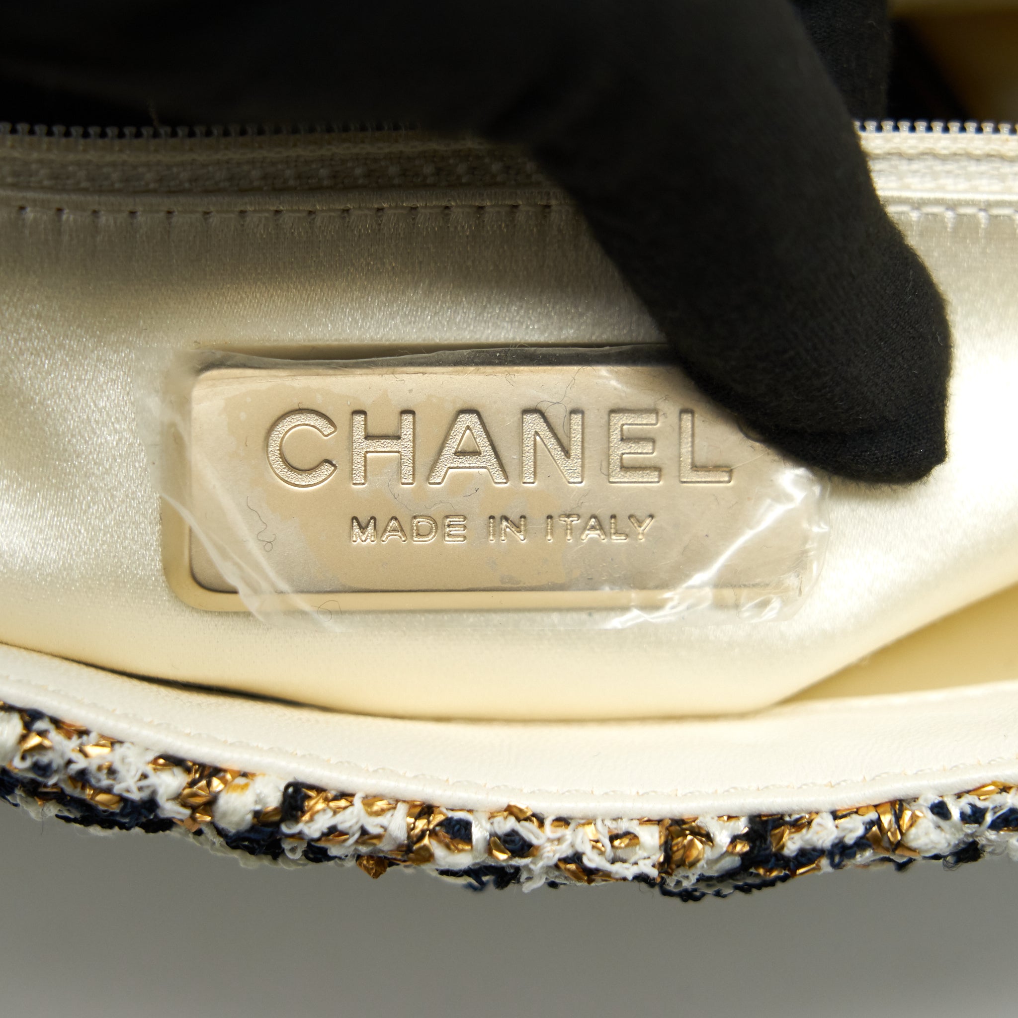 CHANEL TWEED FLAP BAG LIMITED EDITION