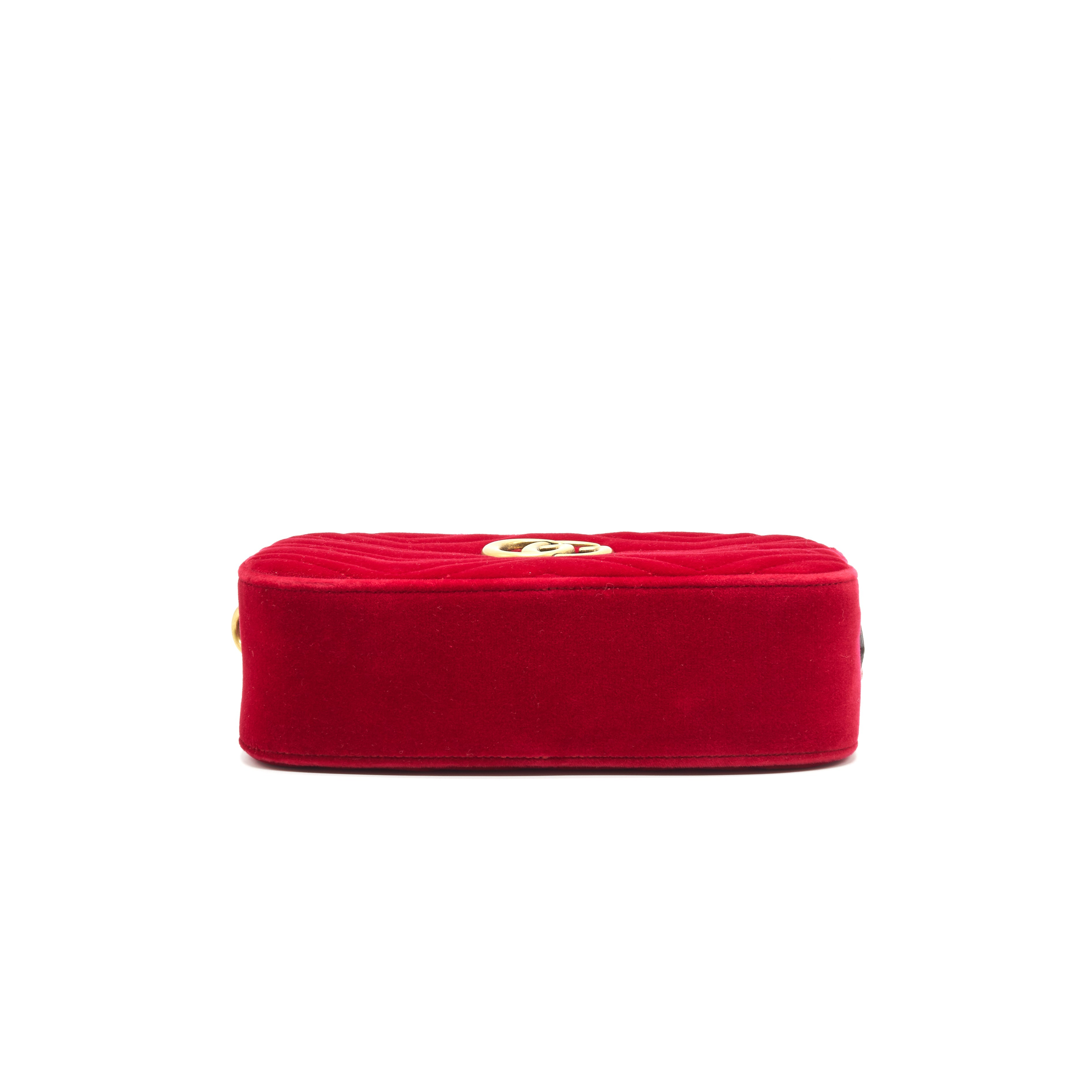 GUCCI MARMONT VALVET CAMERA BAG RED