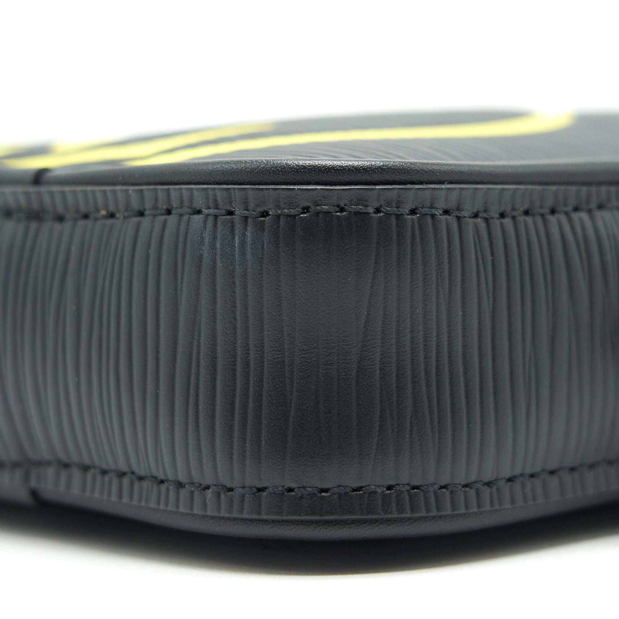 LOUIS VUITTON MINI CROSSBODY BAG EPI LEATHE BLACK