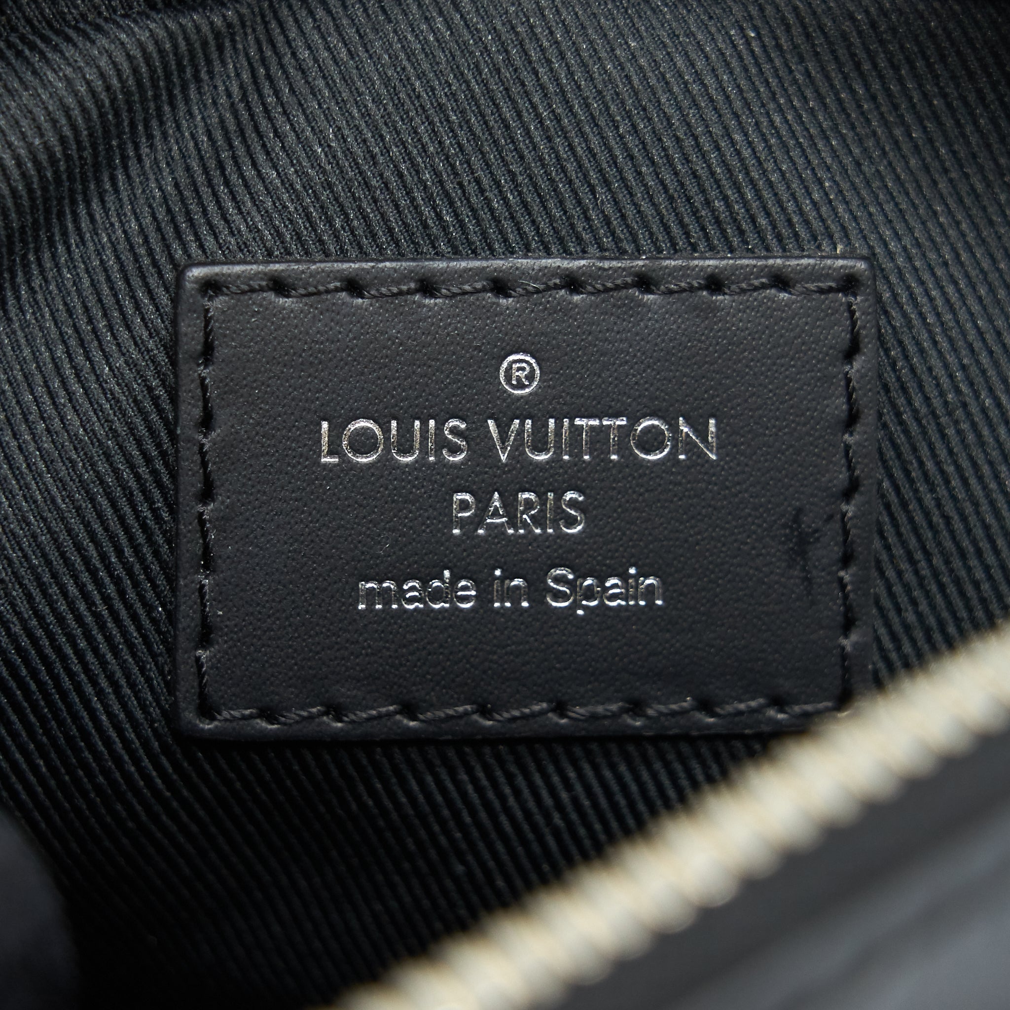 LOUIS VUITTON MINI CROSSBODY BAG EPI LEATHE BLACK