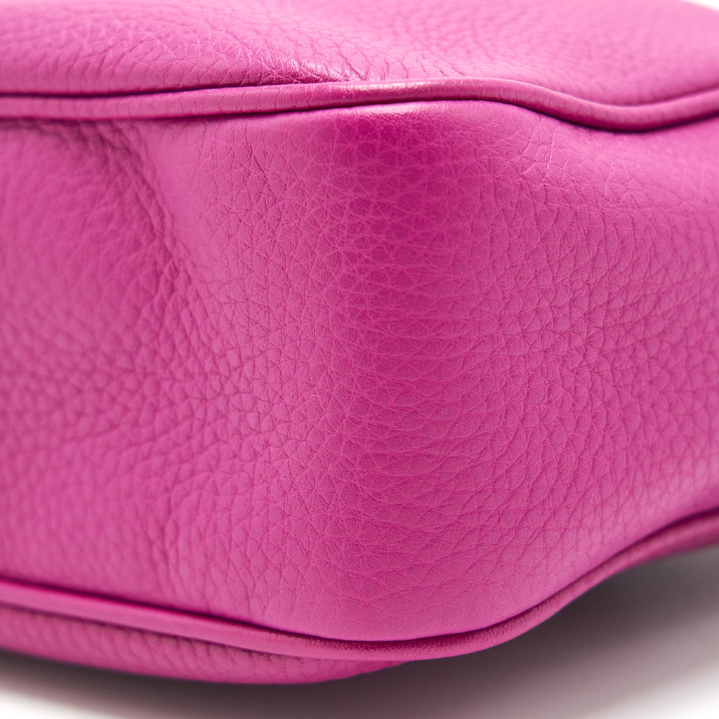GUCCI SOHO SMALL LEATHER DISCO BAG HOT PINK