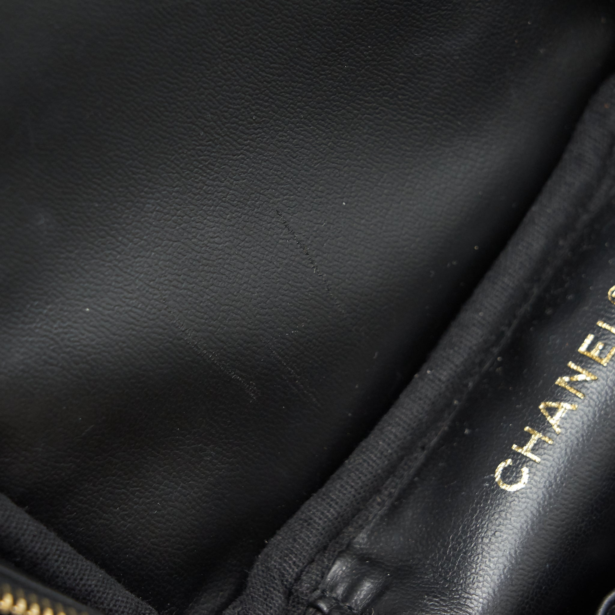 CHANEL VINTAGE VANITY CASE CAVIAR BLACK GHW