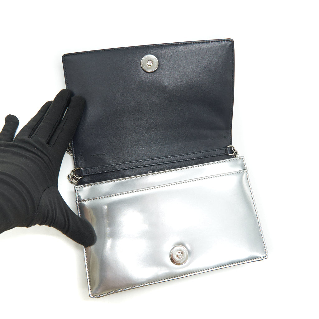 DIOR DIORAMA WALLET ON CHAIN SILVER