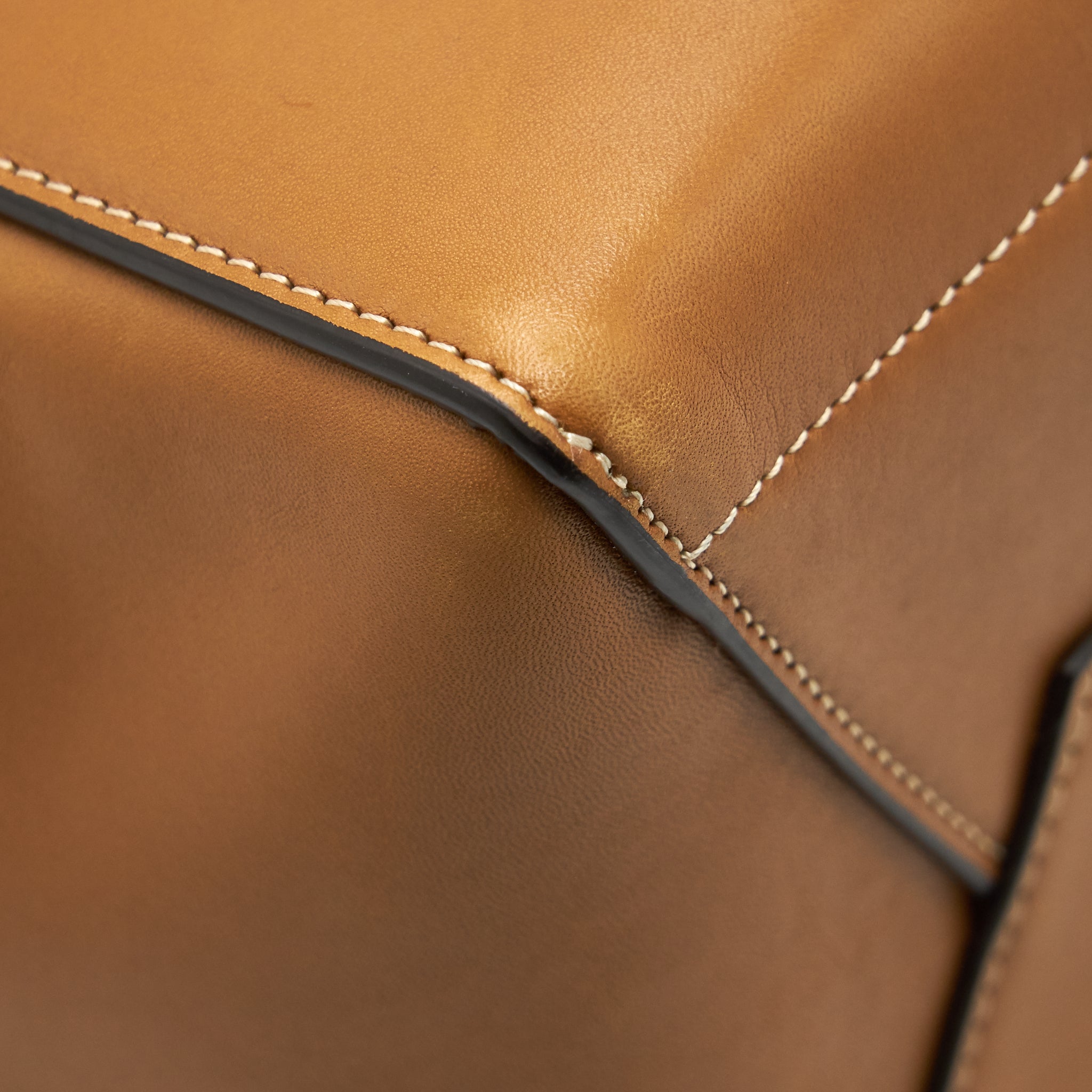CELINE SANGLE BUCKET BAG BROWN GHW