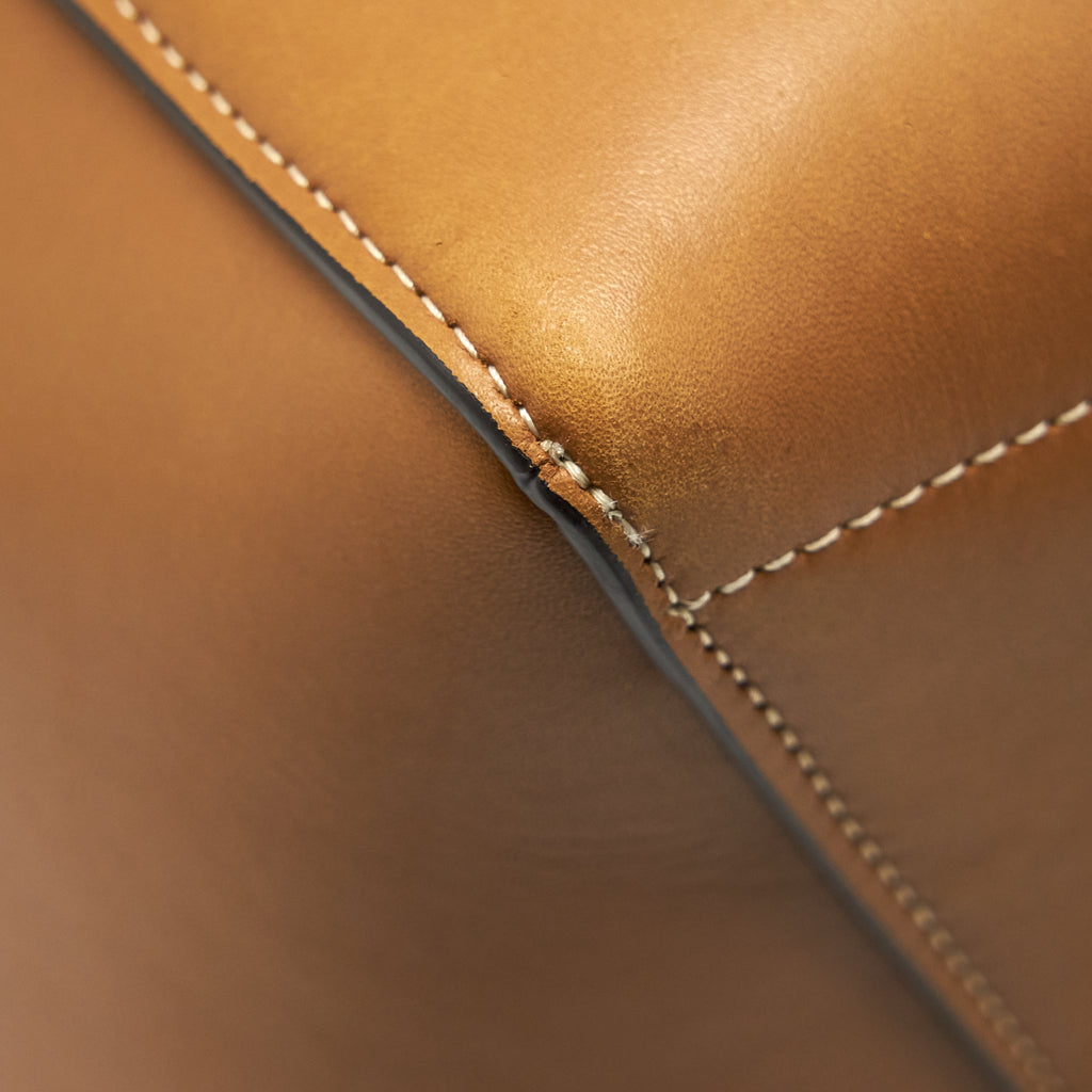 CELINE SANGLE BUCKET BAG BROWN GHW