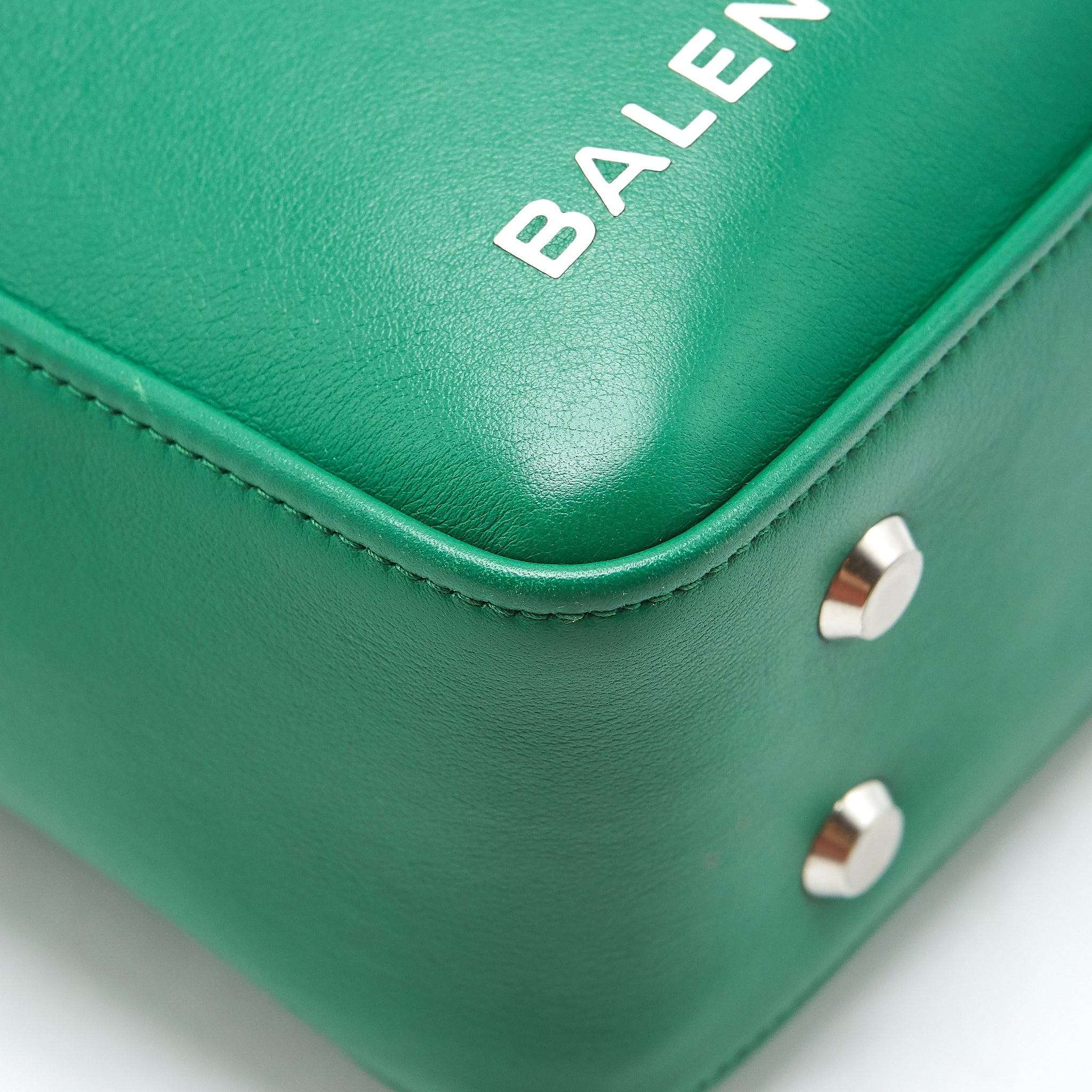 BALENCIAGA TRIANGLE DUFFLE BAG GREEN