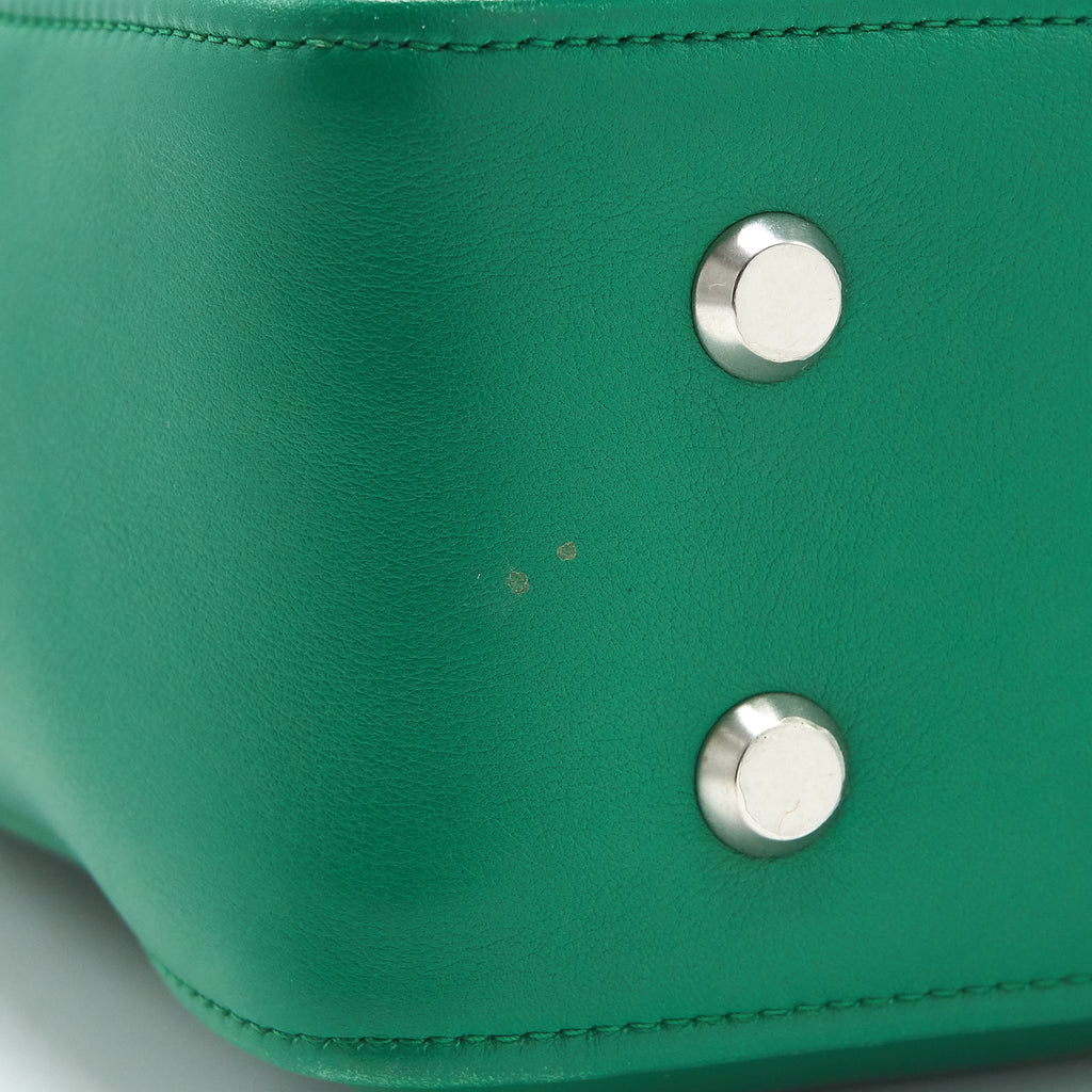 BALENCIAGA TRIANGLE DUFFLE BAG GREEN