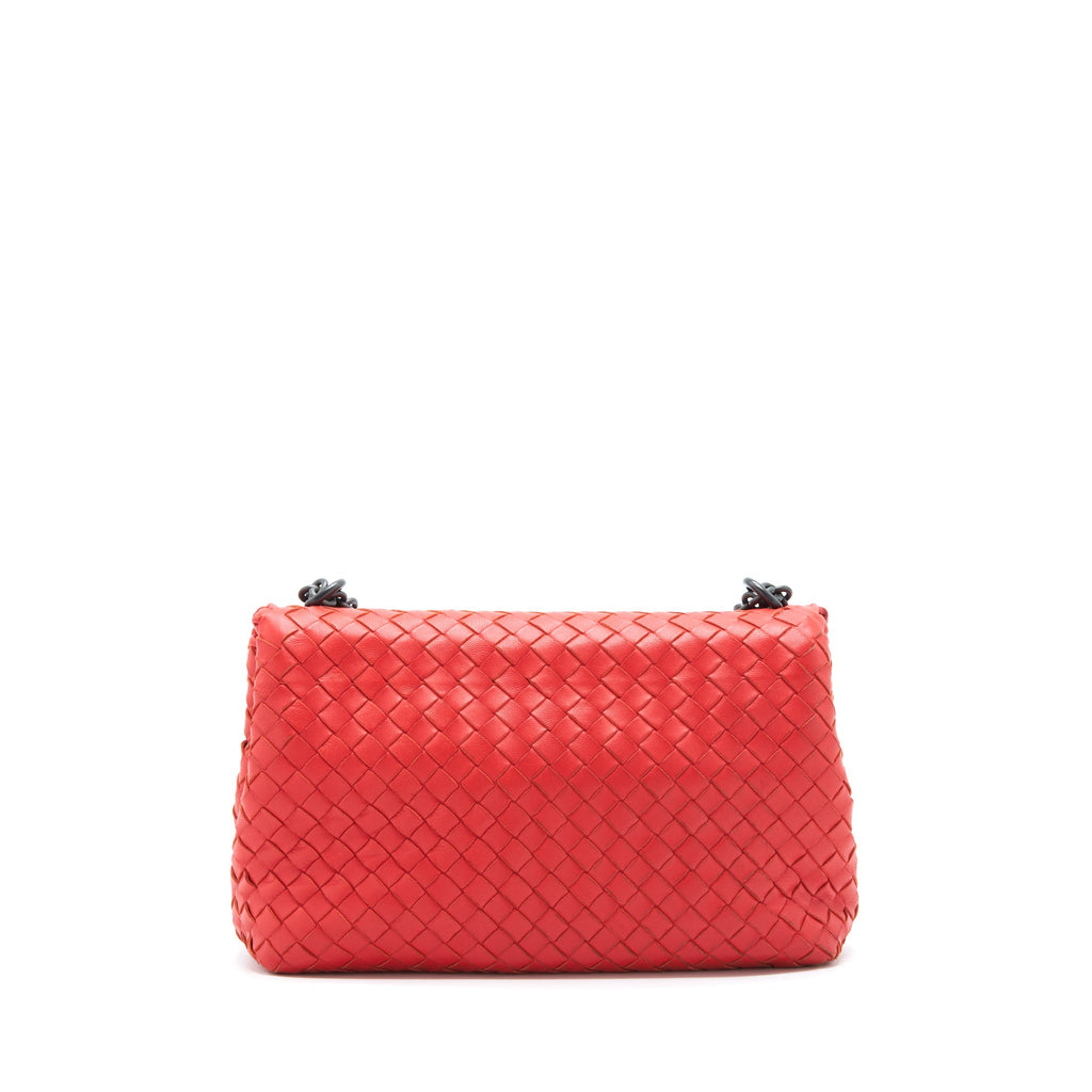 BOTTEGA VENETA OLYMPIA BAG RED