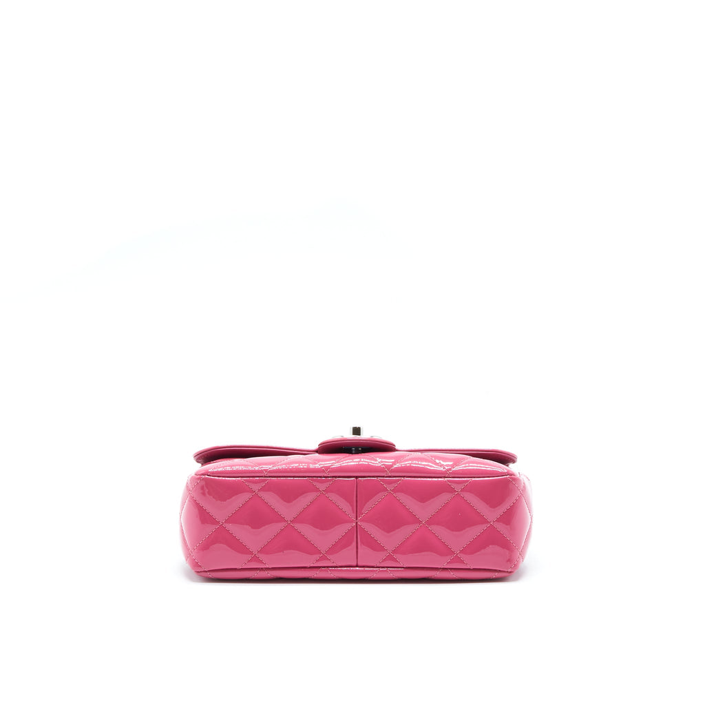 CHANEL COCO SHINE FLAP BAG PATENT PINK SHW