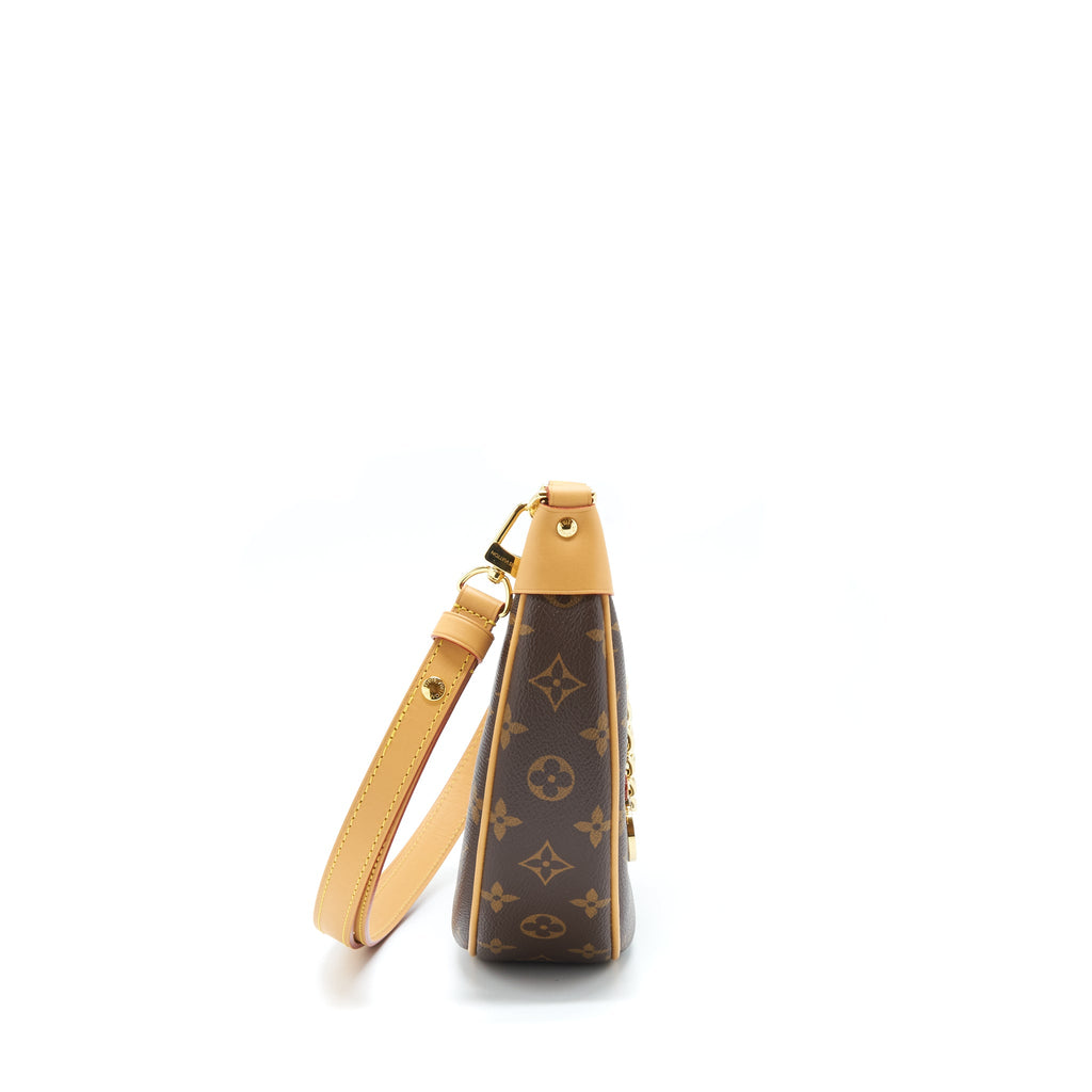 LOUIS VUITTON LOOP BAG MONOGRAM CANVAS GHW