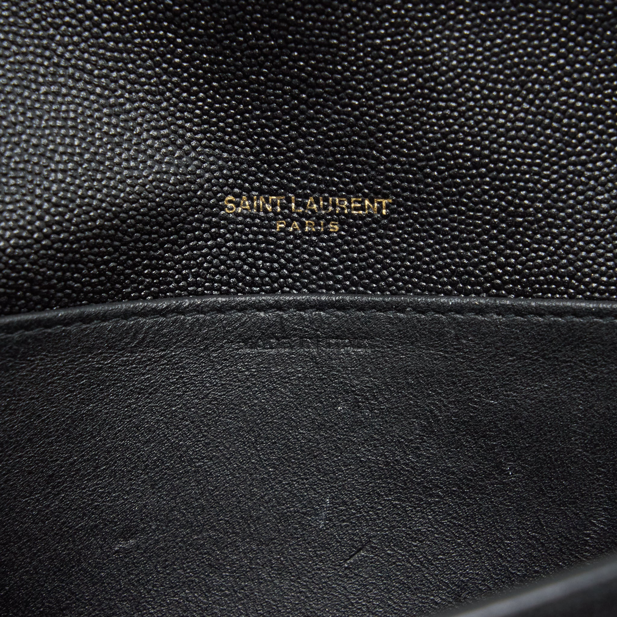 SAINT LAURENT/YSL ENVELOP SMALL CROSSBODY BAG GRAINED CALFSKIN BLACK GHW