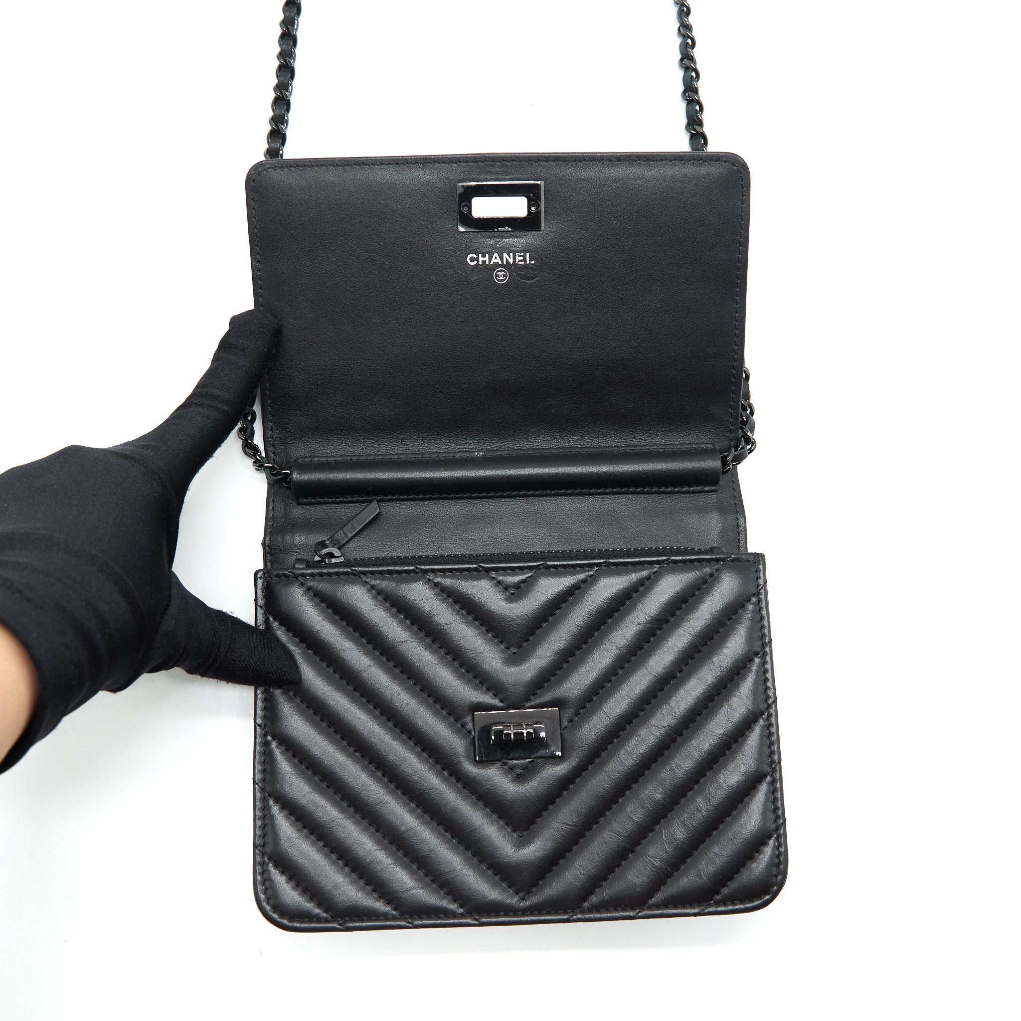 CHANEL 2.55 SQUARE WALLET ON CHAIN CHEVRON CALFSKIN SO BLACK