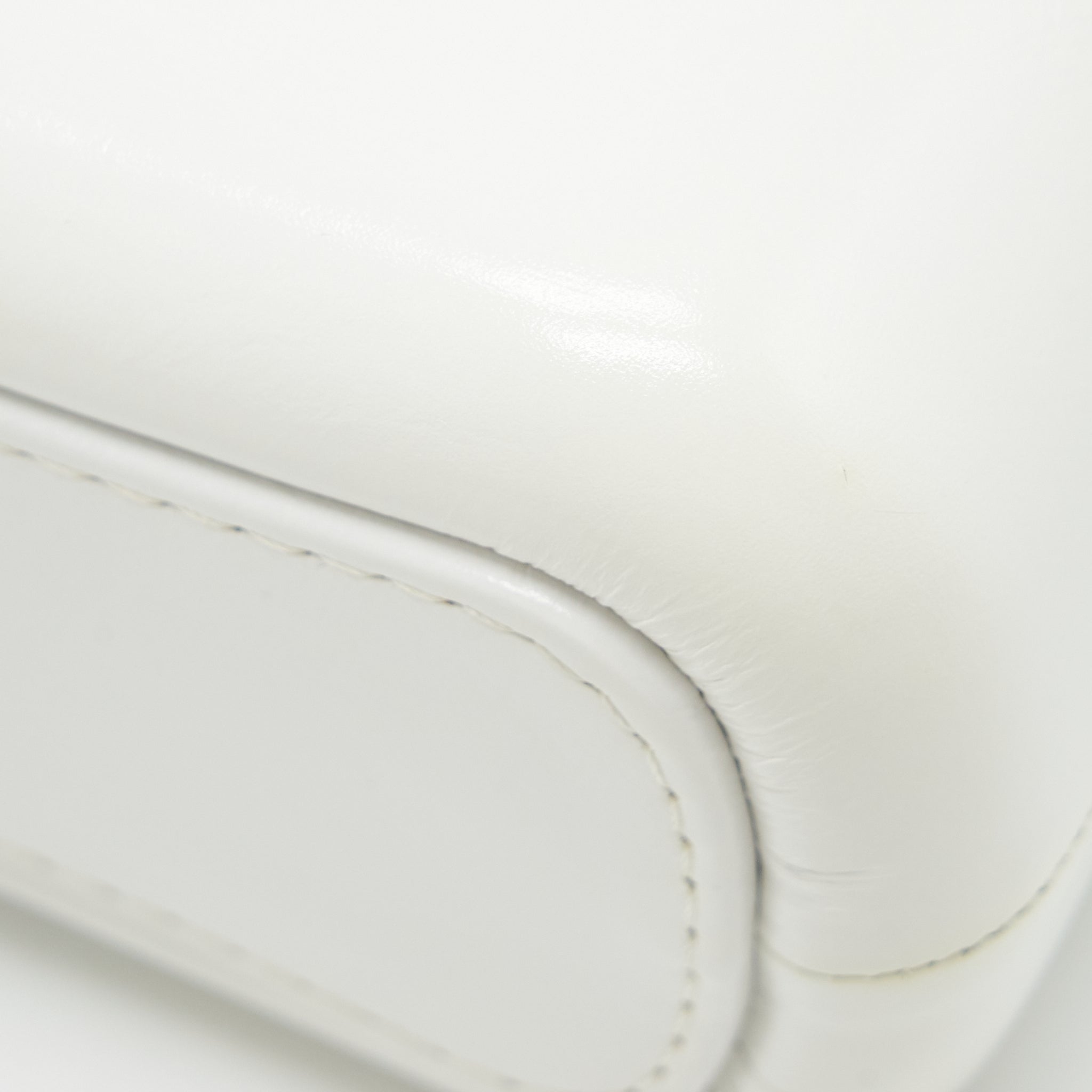 CHANEL SMALL GABRIELLE HOBO BAG CALFSKIN WHITE MULTICOLOUR HARDWARE