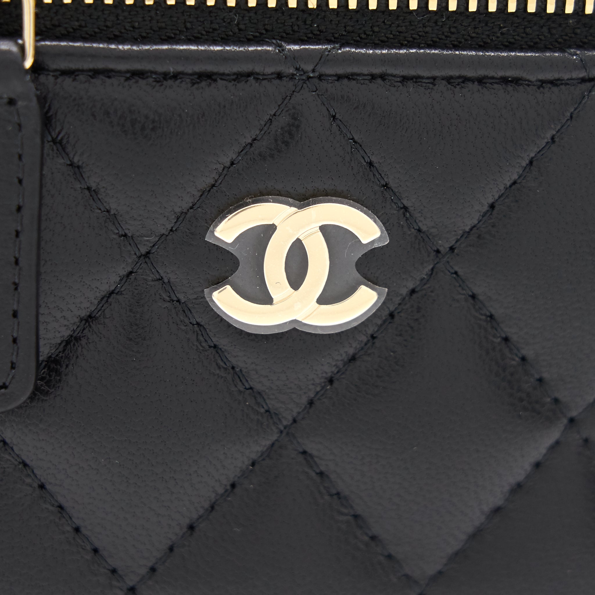 CHANEL 21C LONG VANITY WITH CHAIN LAMBSKIN BLACK WITH LGHW