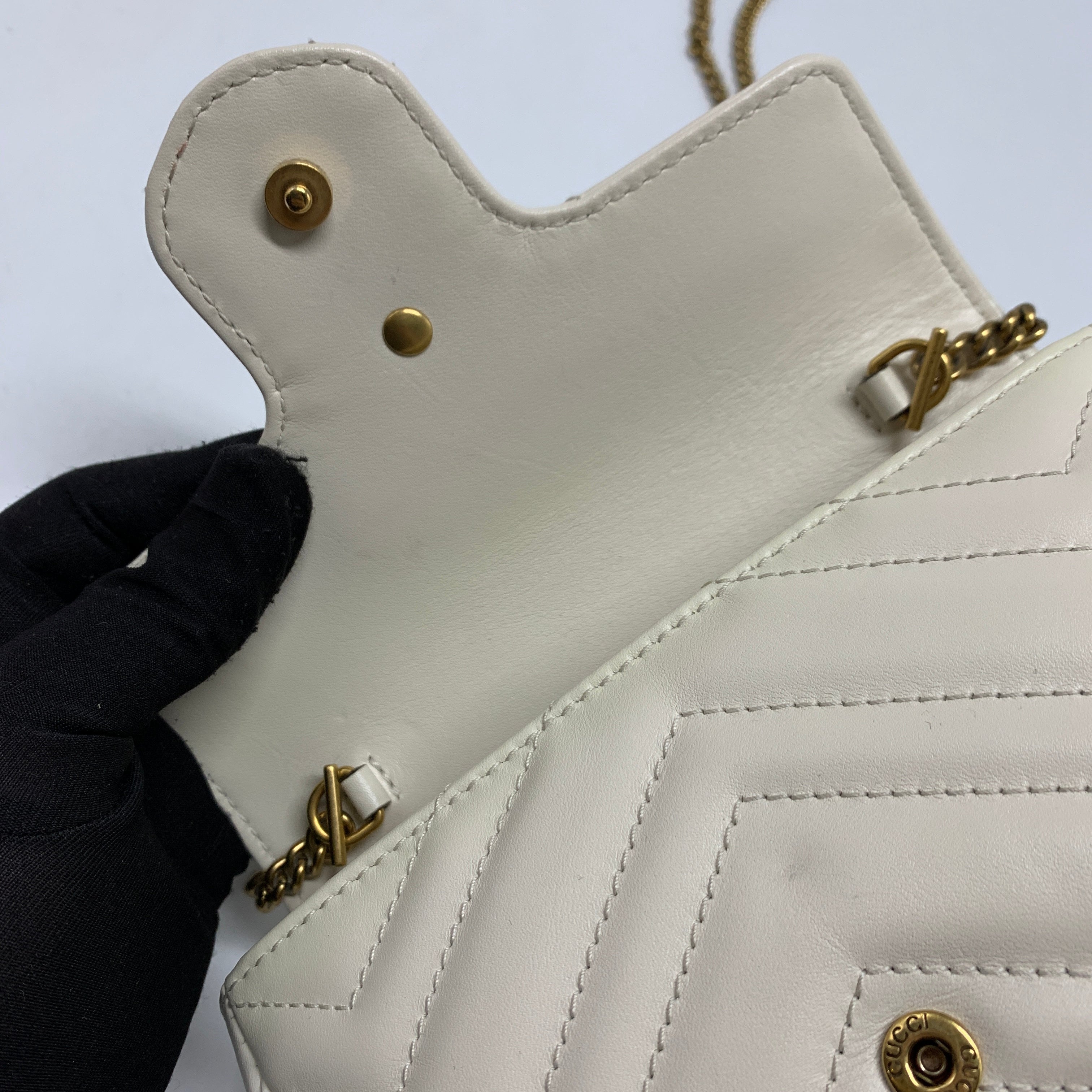 GUCCI GG MARMONT SUPER MINI WHITE WITH GHW