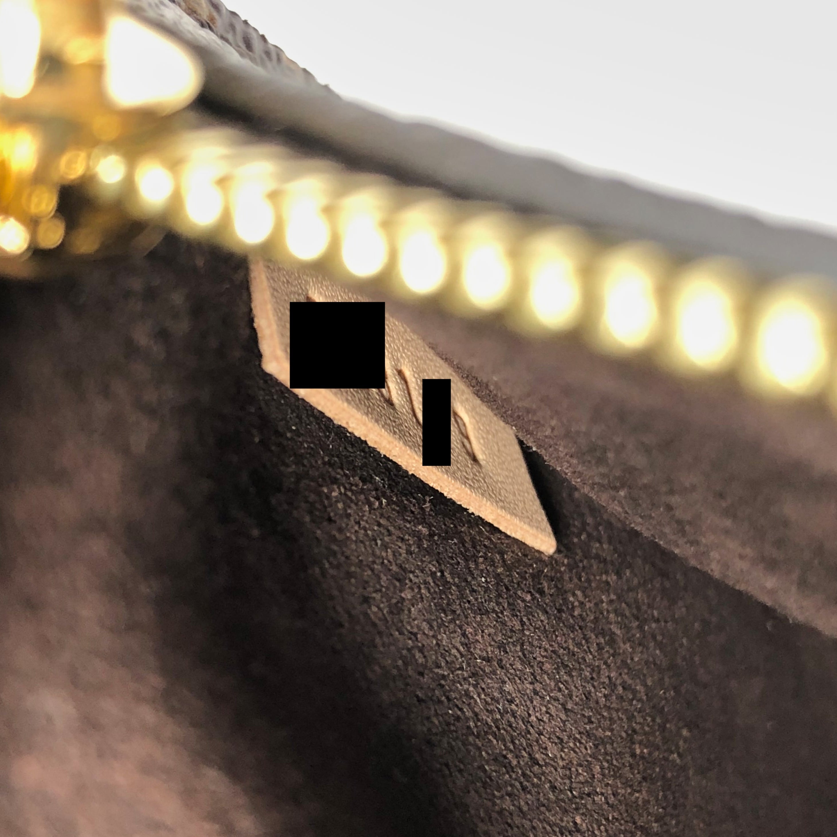 LOUIS VUITTON POCHETTE METIS MONOGRAM