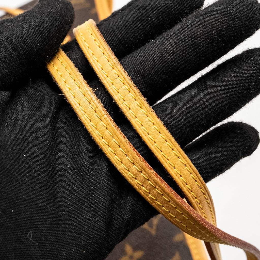 LOUIS VUITTON NEVERFULL MM MONOGRAM CANVAS GHW