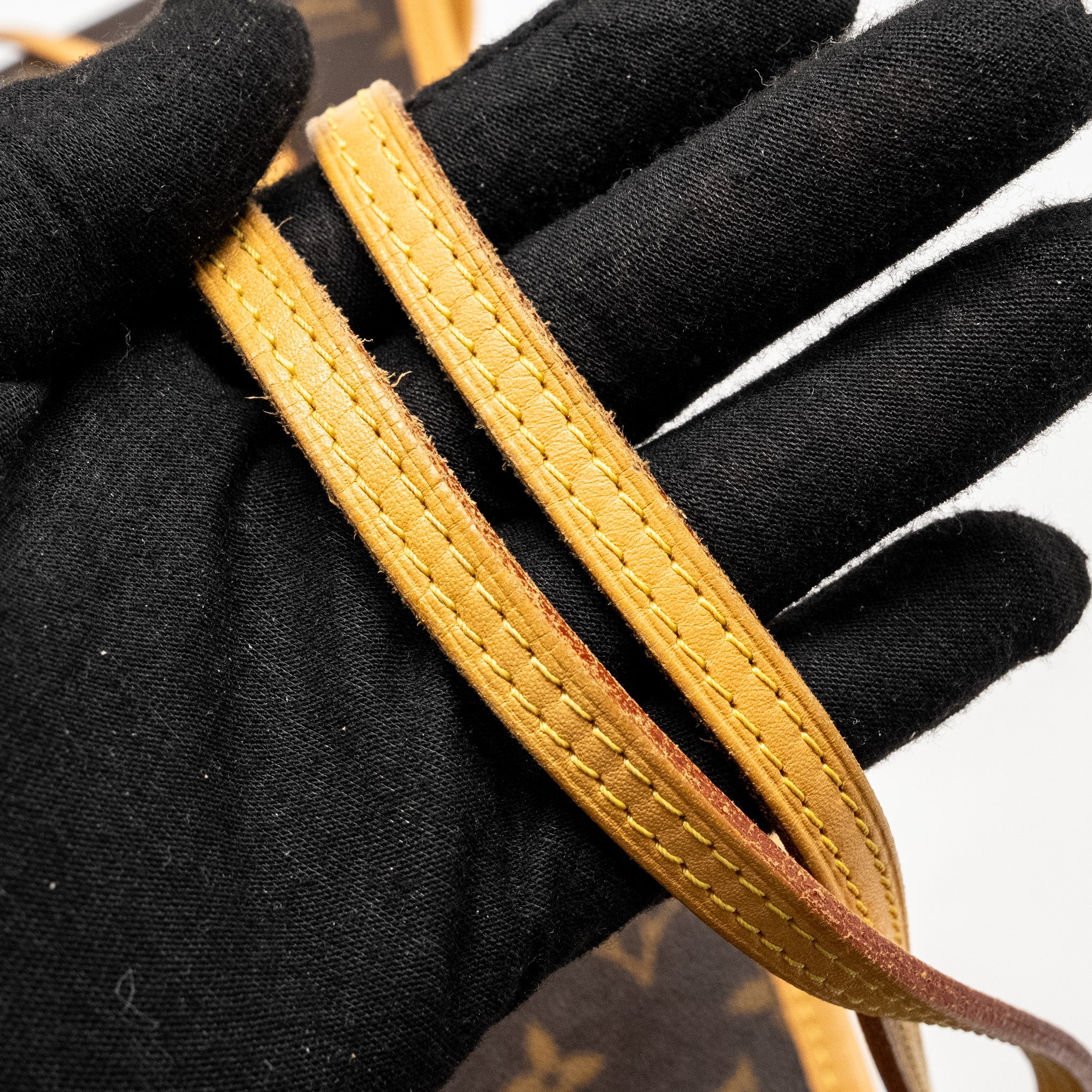 LOUIS VUITTON NEVERFULL MM MONOGRAM CANVAS GHW