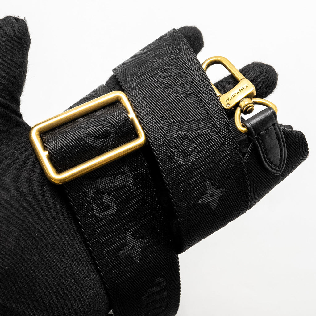 LOUIS VUITTON NEW WAVE MULTI POCHETTE CALFSKIN BLACK GHW