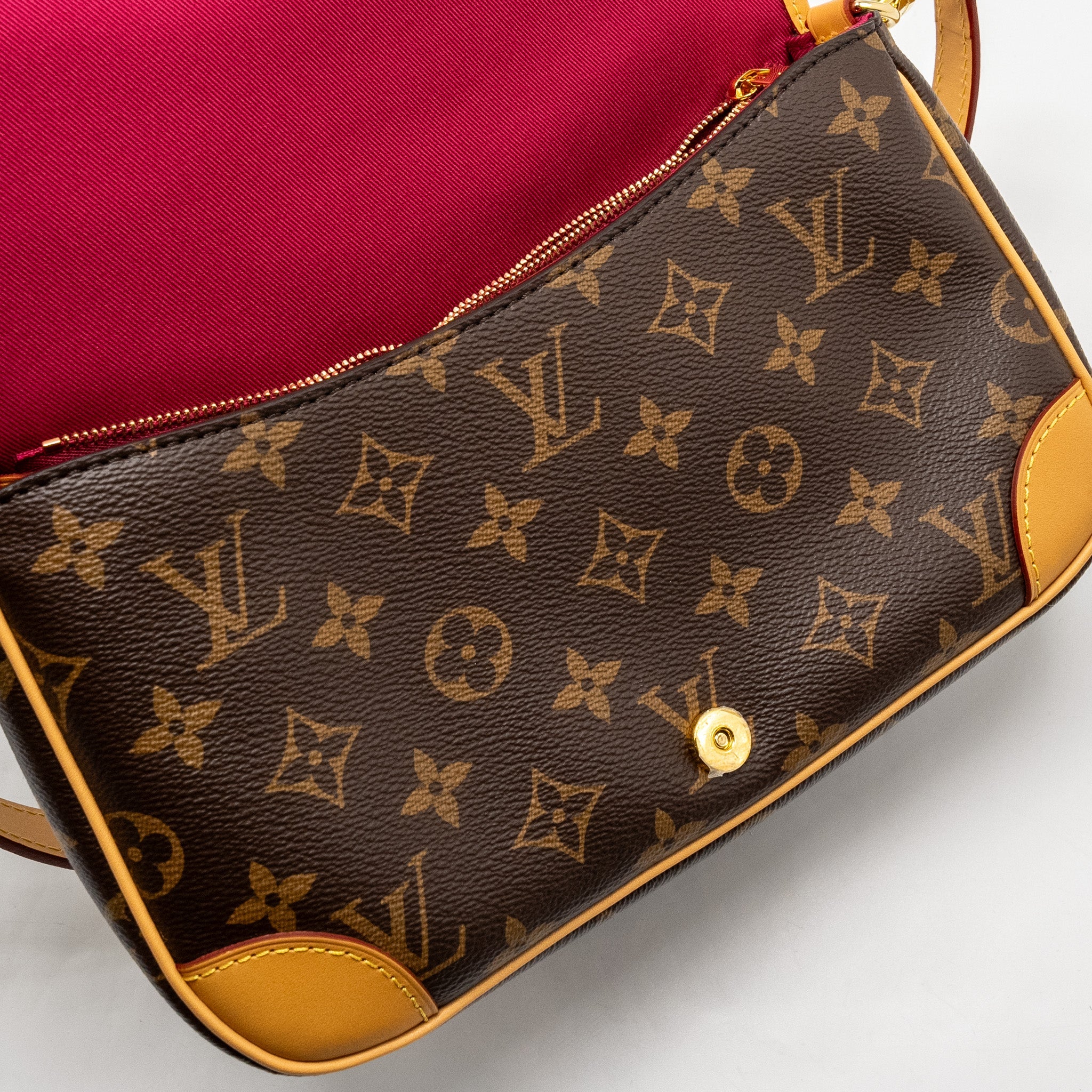 LOUIS VUITTON DIANE BAG WITH FUCHSIA STRAP MONOGRAM CANVAS GHW