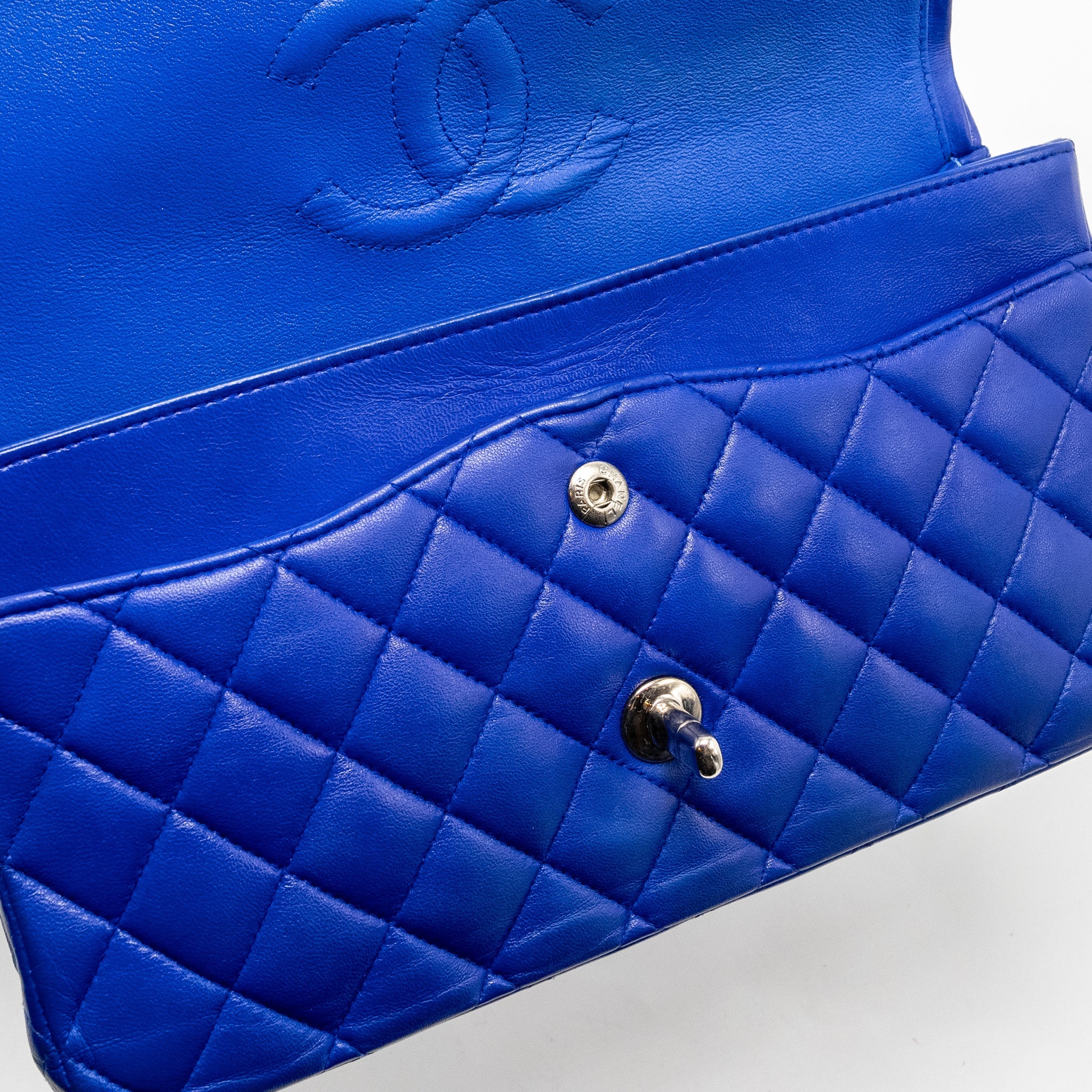 CHANEL MEDIUM CLASSIC DOUBLE FLAP BAG LAMBSKIN BLUE SHW