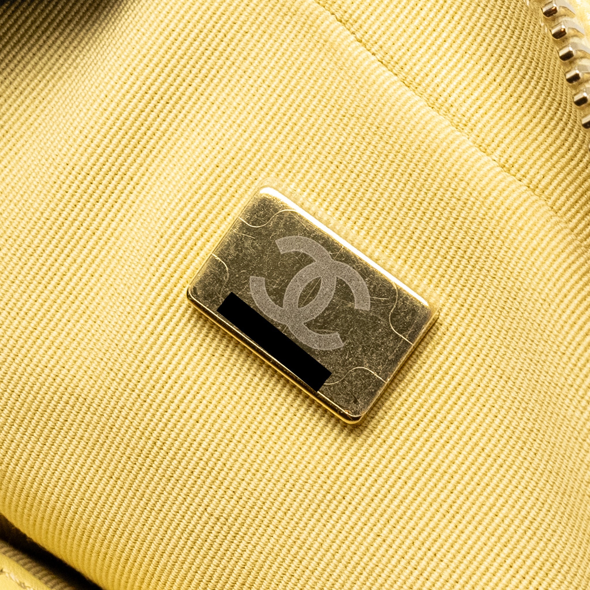 CHANEL 22P QUILTED FLAP BACKPACK CAVIAR LIGHT YELLOW GHW (MICROCHIP)