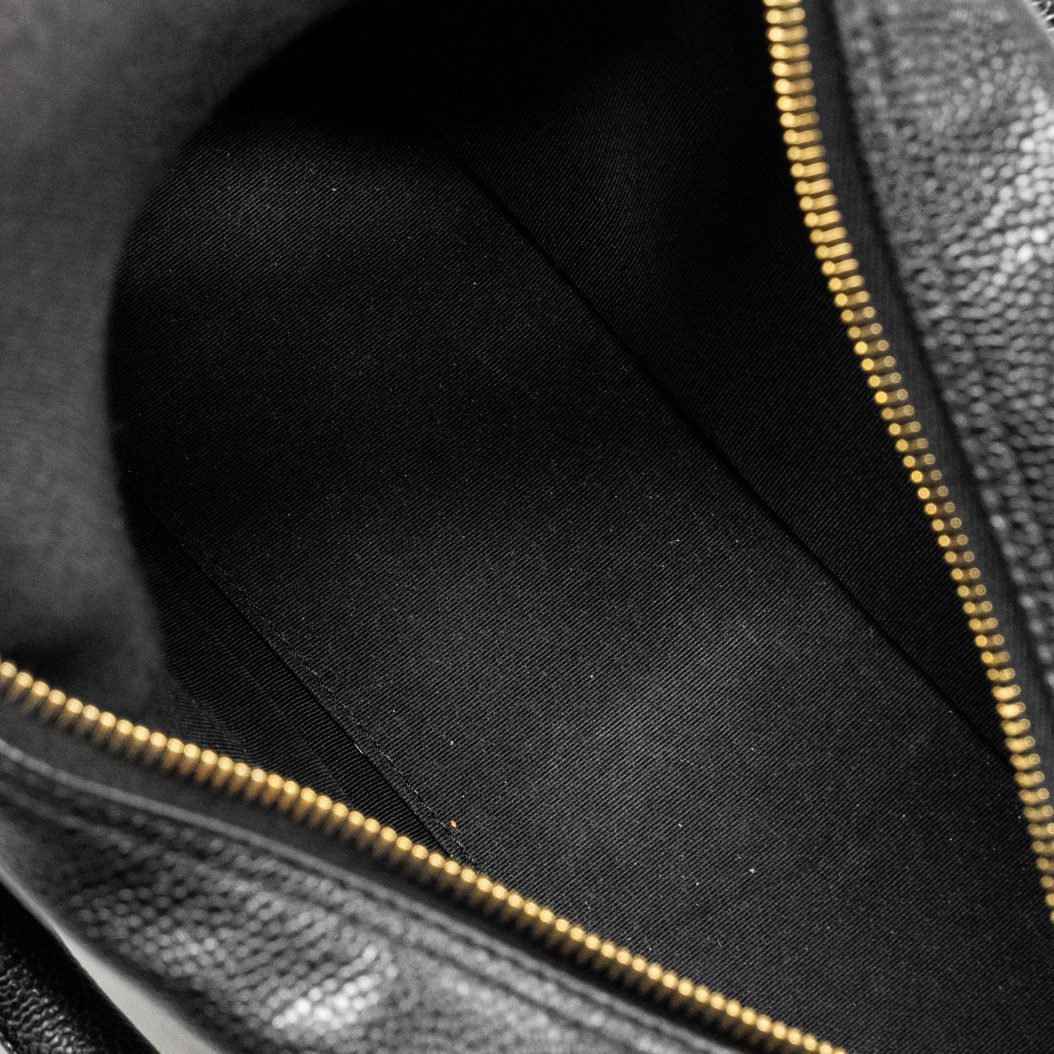 CHANEL VINTAGE QUILTED CC LOGO BOWLING BAG CAVIAR BLACK GHW