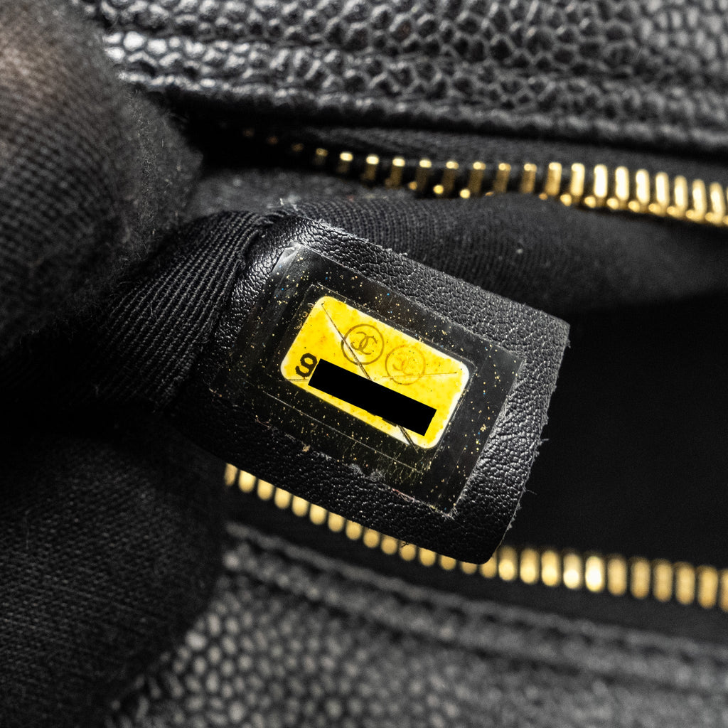 CHANEL VINTAGE QUILTED CC LOGO BOWLING BAG CAVIAR BLACK GHW