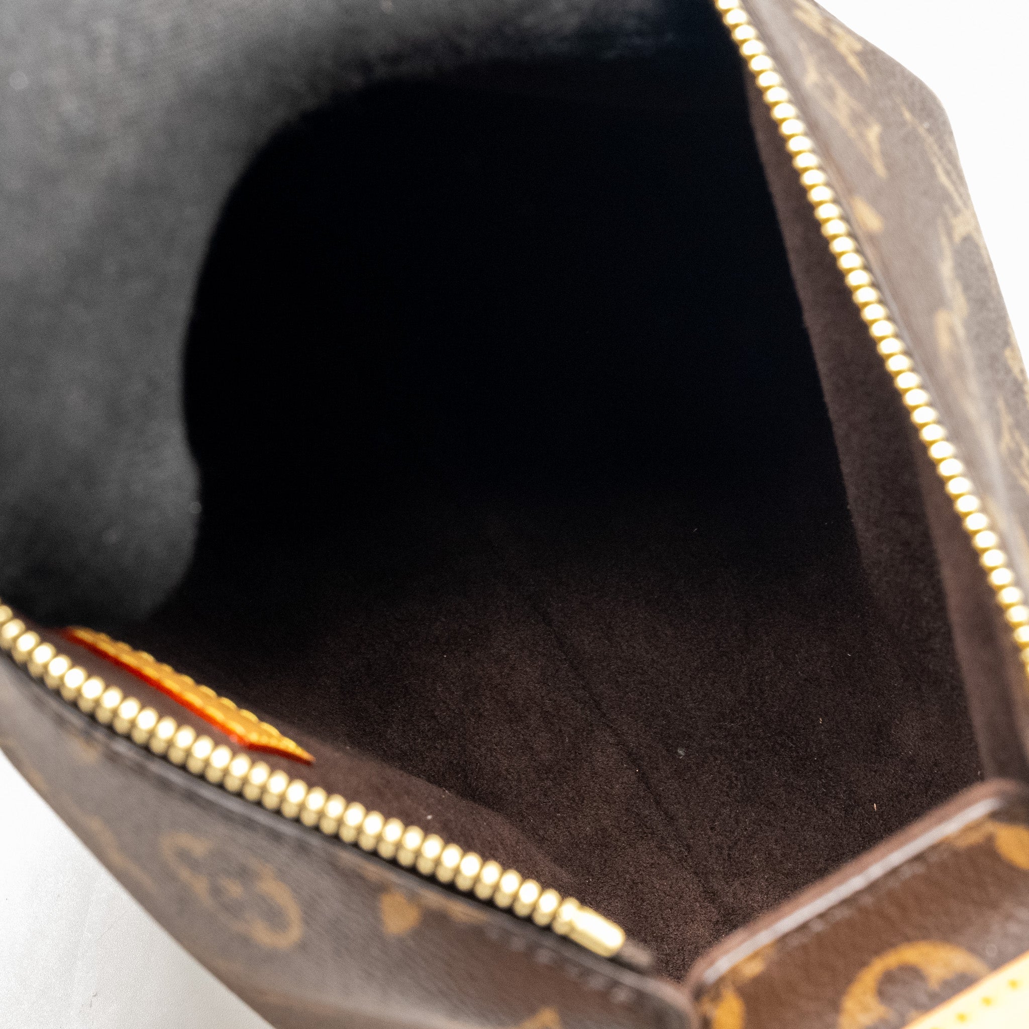 LOUIS VUITTON SIDE TRUNK MM MONOGRAM CANVAS GHW