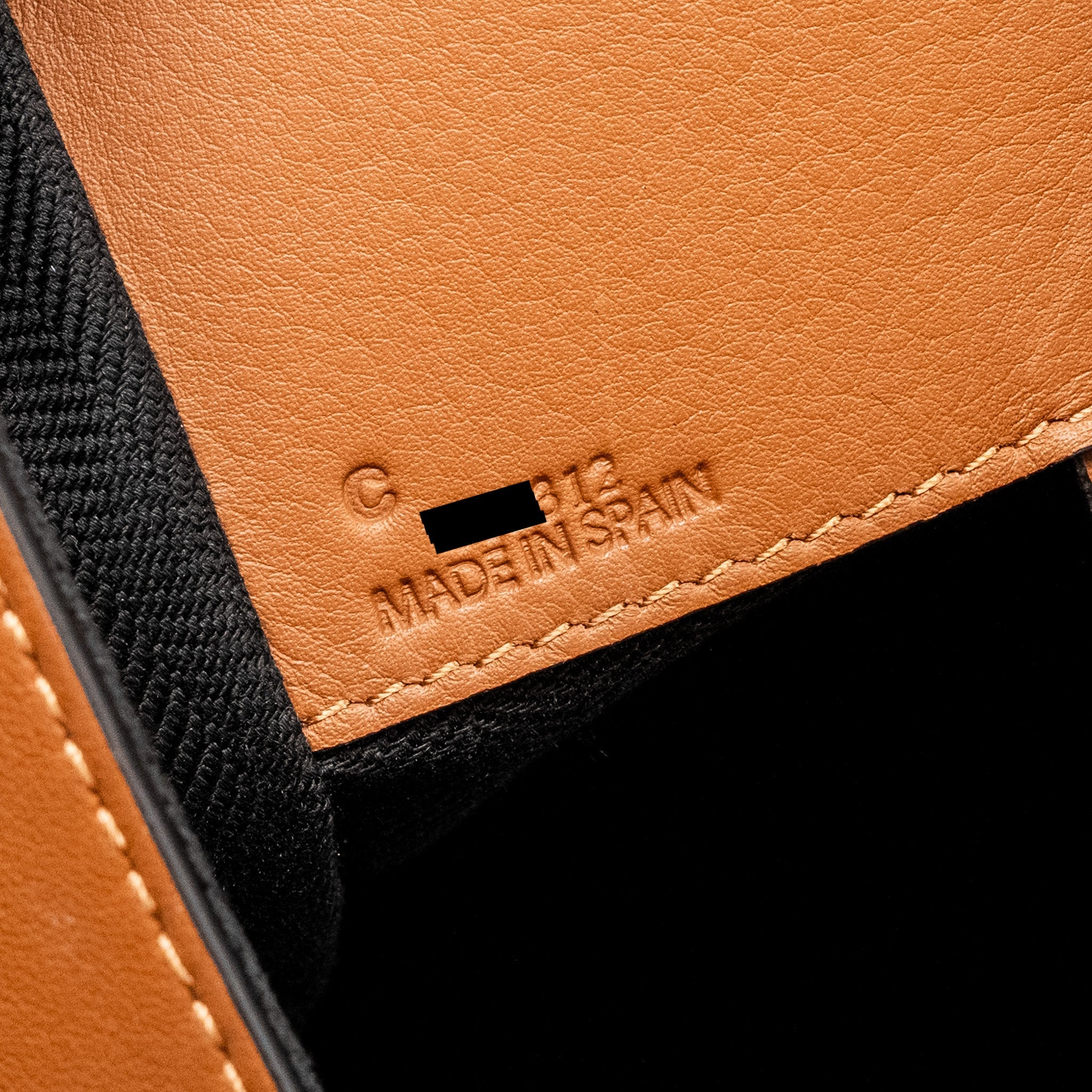 LOEWE SMALL HAMMOCK BAG CALFSKIN TAN SHW