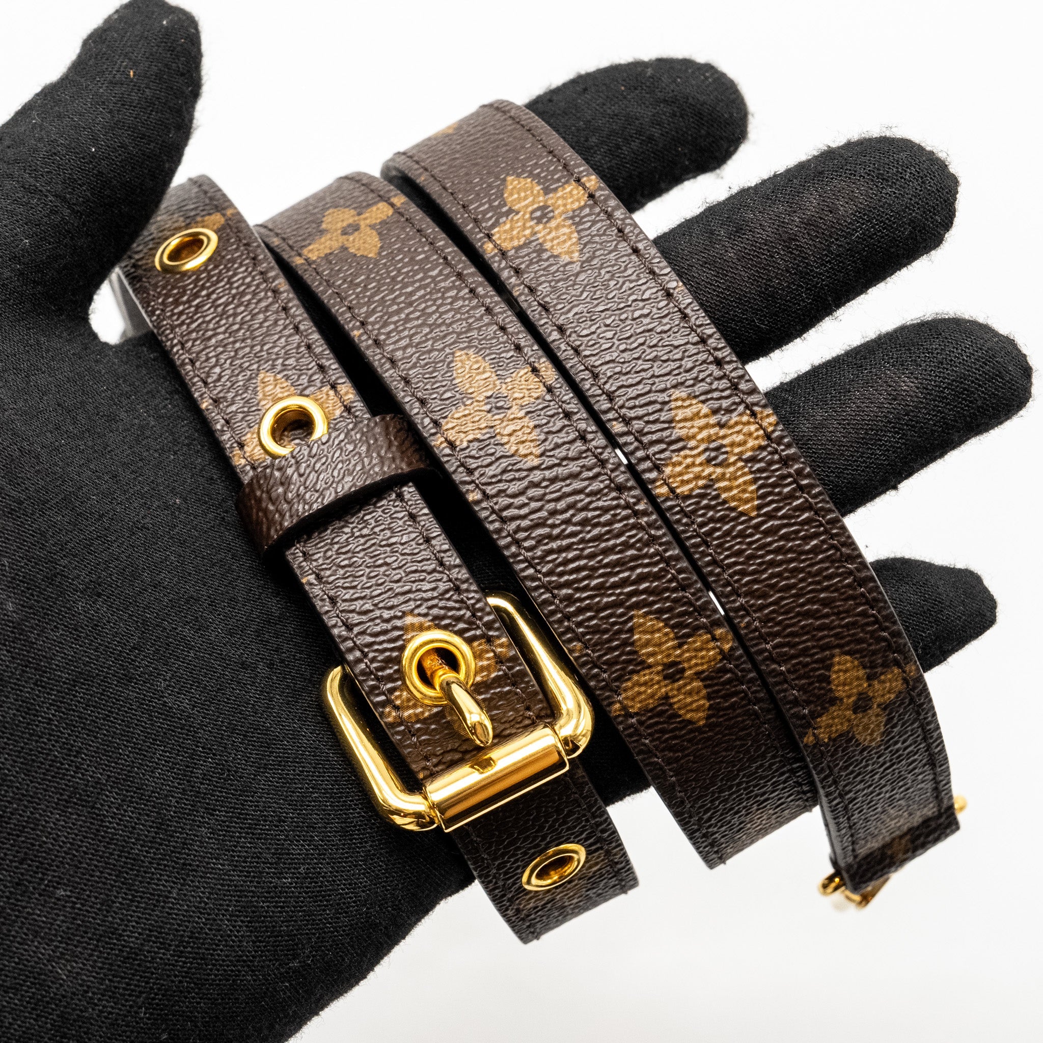 LOUIS VUITTON POCHETTE METIS MONOGRAM CANVAS GHW
