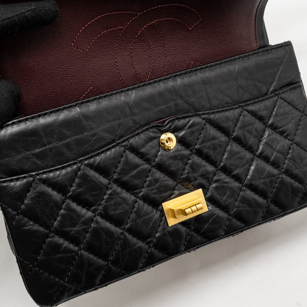 CHANEL SMALL 2.55 REISSUE DOUBLE FLAP BAG AGED CALFSKIN BLACK GHW (MICROCHIP)