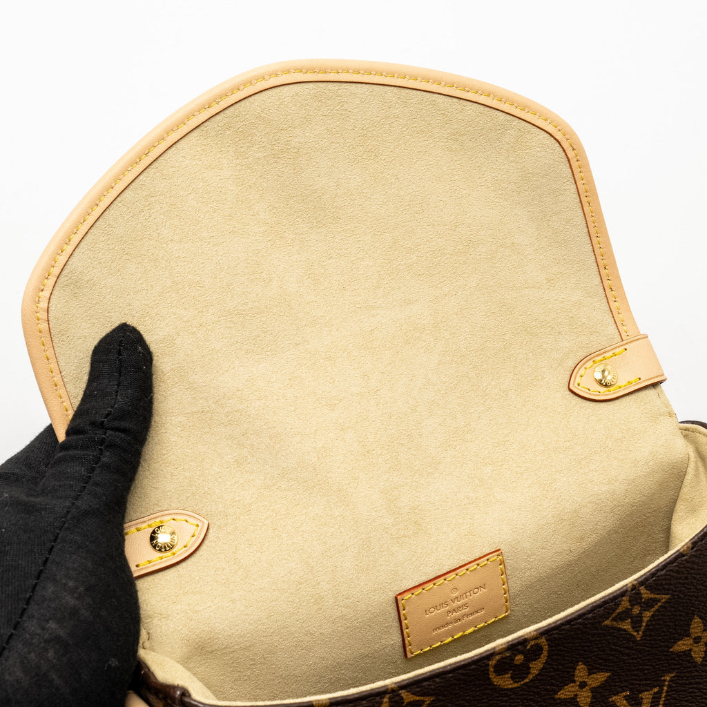 LOUIS VUITTON SAUMUR BB MONOGRAM CANVAS GHW