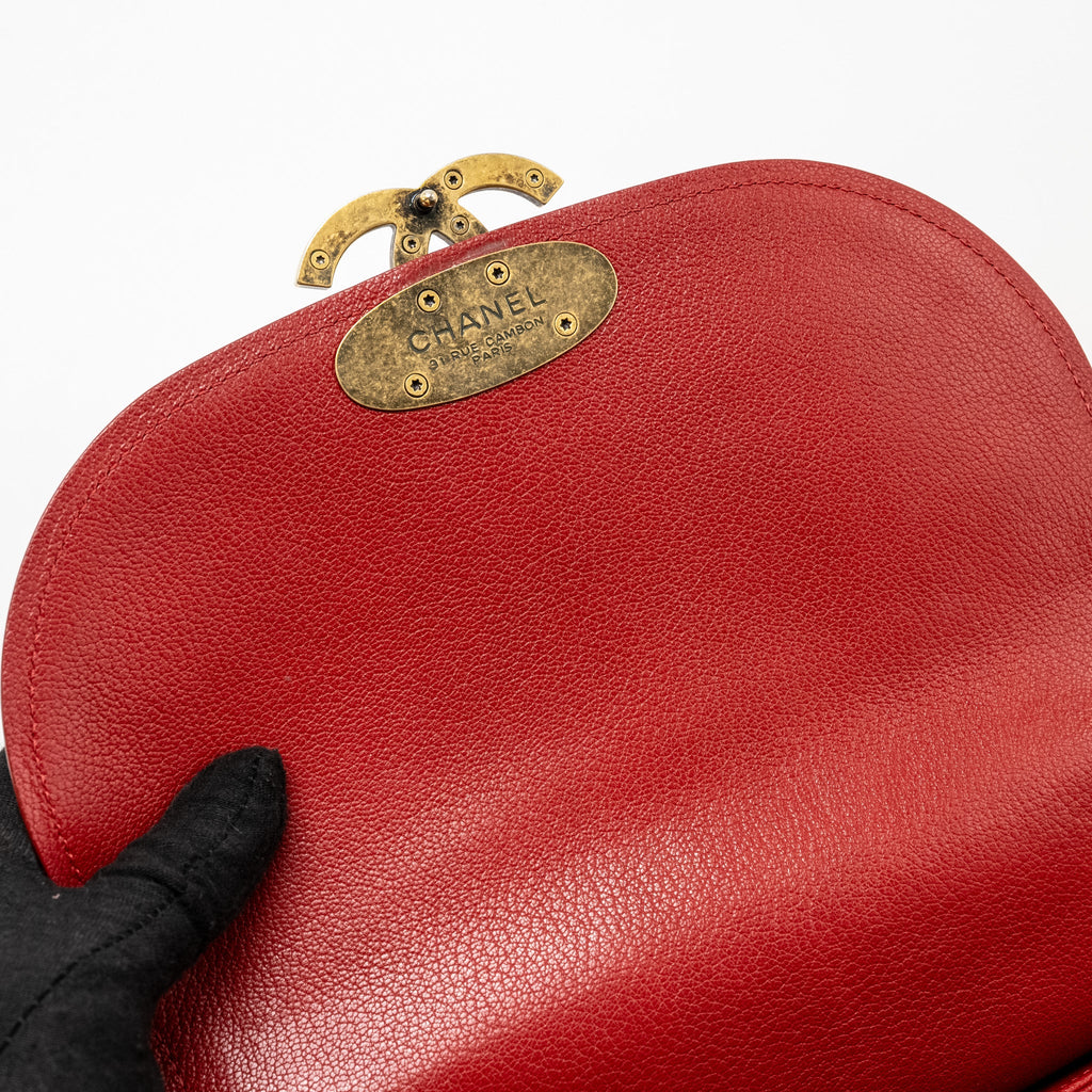 CHANEL MEDIUM COCO CURVE FLAP BAG CALFSKIN RED GHW