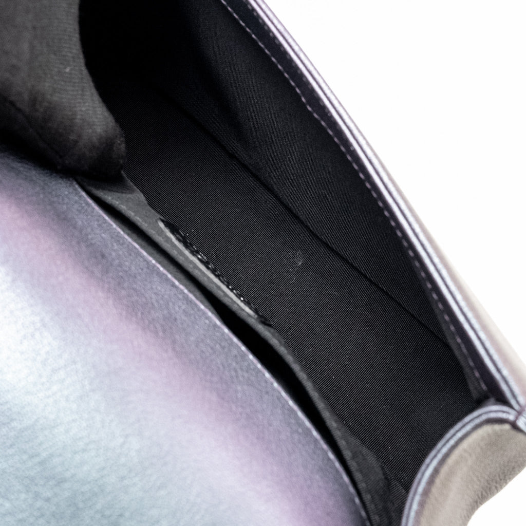 CHANEL MEDIUM BOY BAG GOATSKIN IRIDESCENT PURPLE MULTICOLOUR HARDWARE