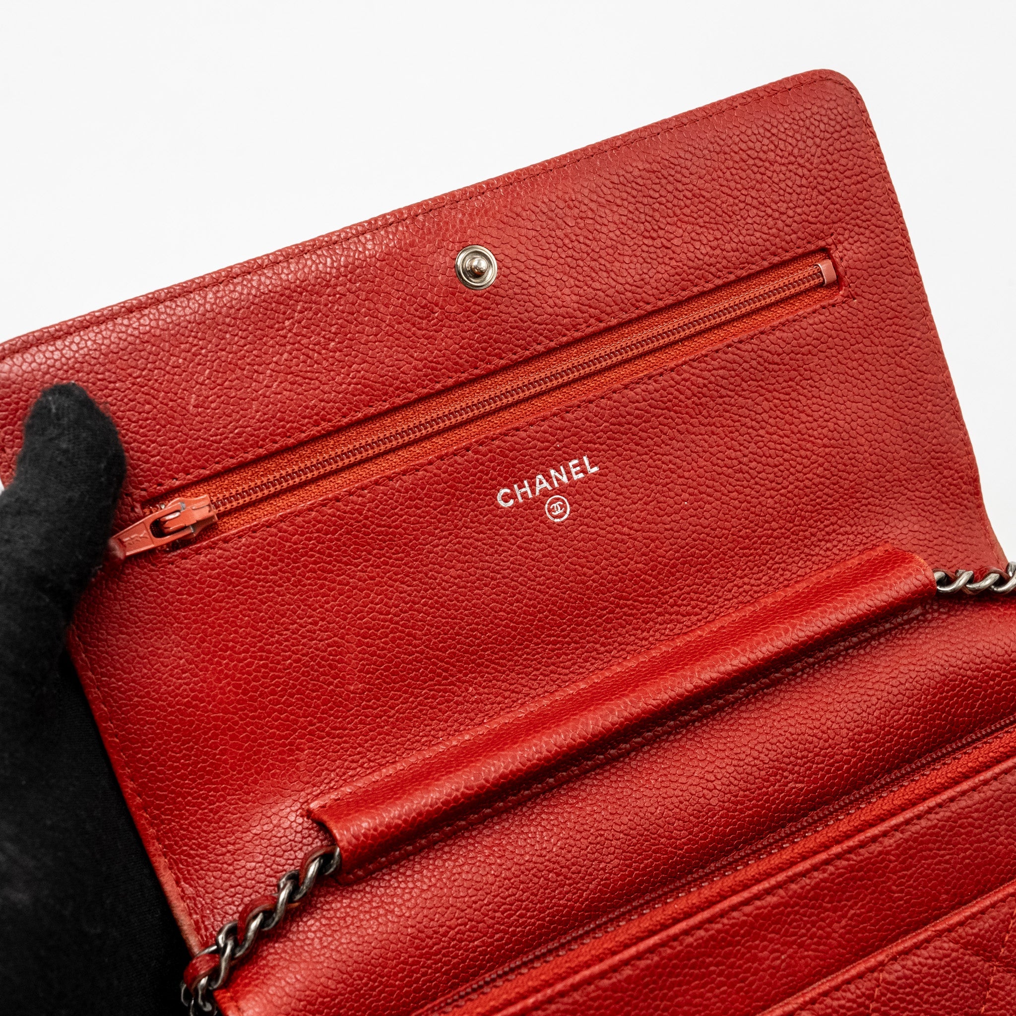 CHANEL BOY WALLET ON CHAIN CAVIAR RED RUTHENIUM SILVER HARDWARE