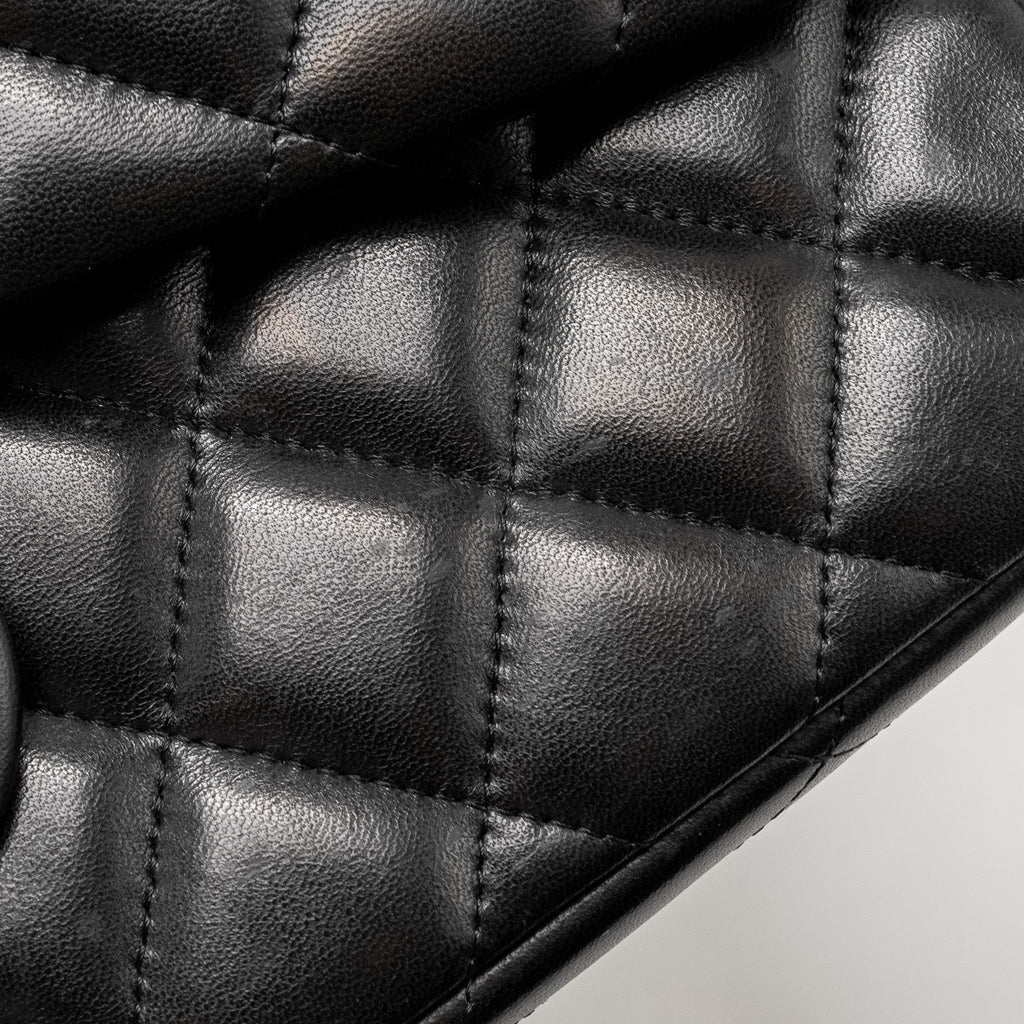 CHANEL JUMBO CLASSIC DOUBLE FLAP BAG LAMBSKIN BLACK GHW