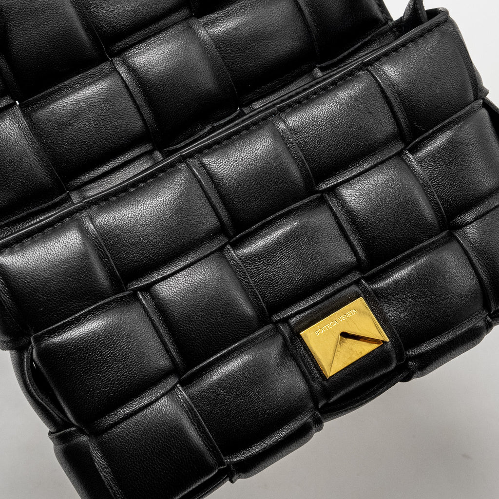 BOTTEGA VENETA SMALL PADDED CASSETTE BAG LAMBSKIN BLACK GHW