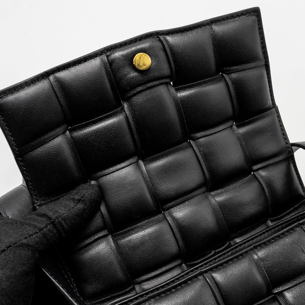 BOTTEGA VENETA SMALL PADDED CASSETTE BAG LAMBSKIN BLACK GHW