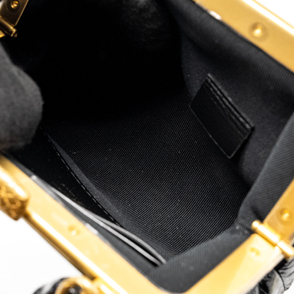 CHANEL 24A BOWKNOT CLUTCH WITH CHAIN PATENT CRUMPLED LAMBSKIN/SHINY LAMBSKIN BLACK/PINK GHW (MICROCHIP)
