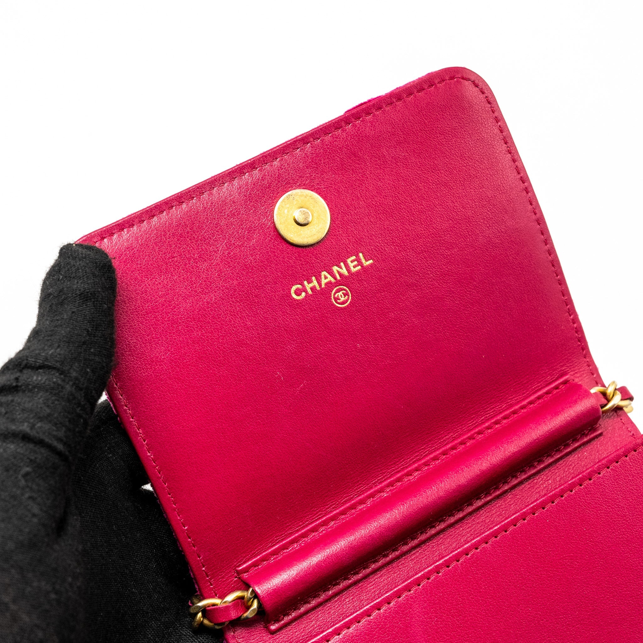 CHANEL 21A MINI CAMELIA FLAP BAG VELVET FUSHIA GHW