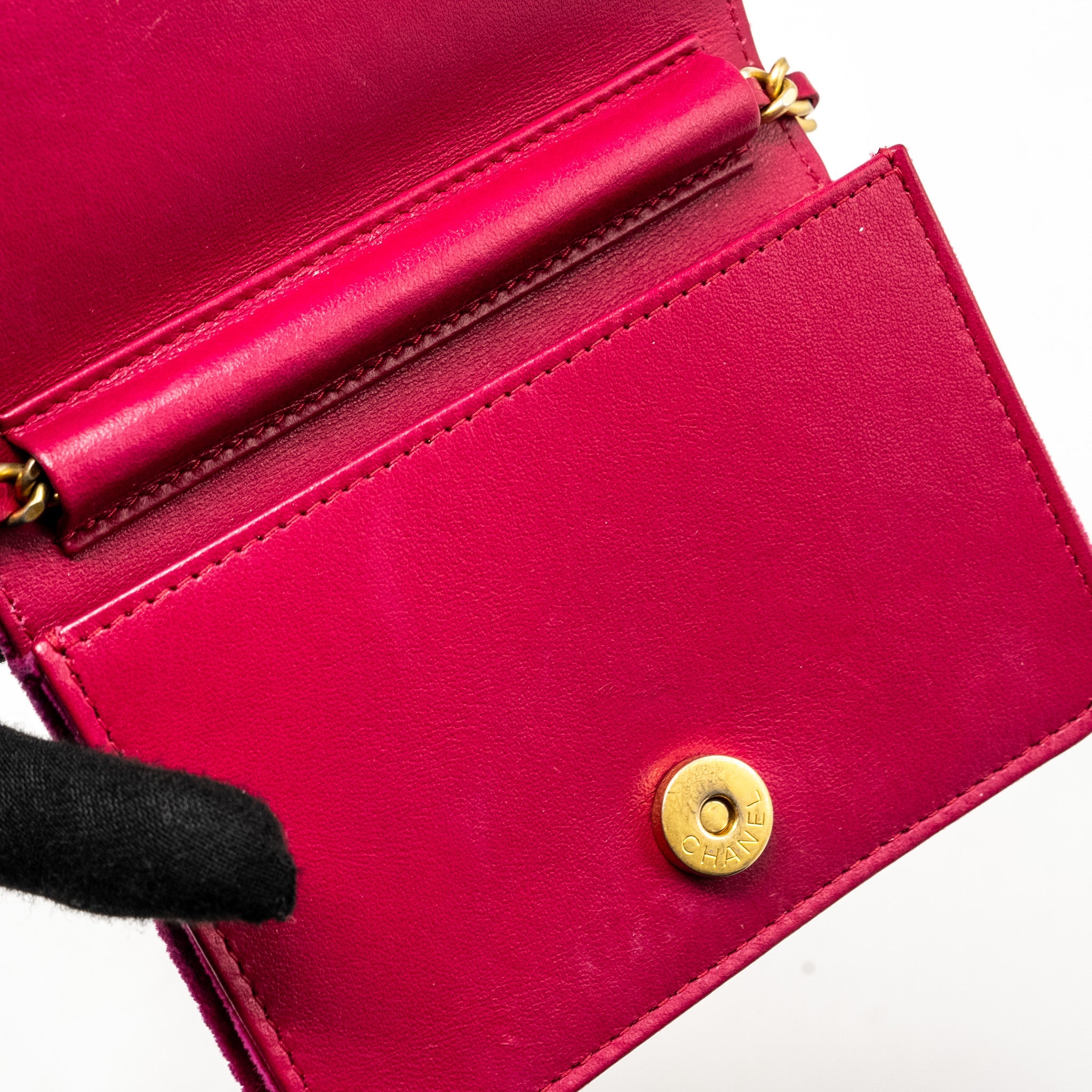 CHANEL 21A MINI CAMELIA FLAP BAG VELVET FUSHIA GHW