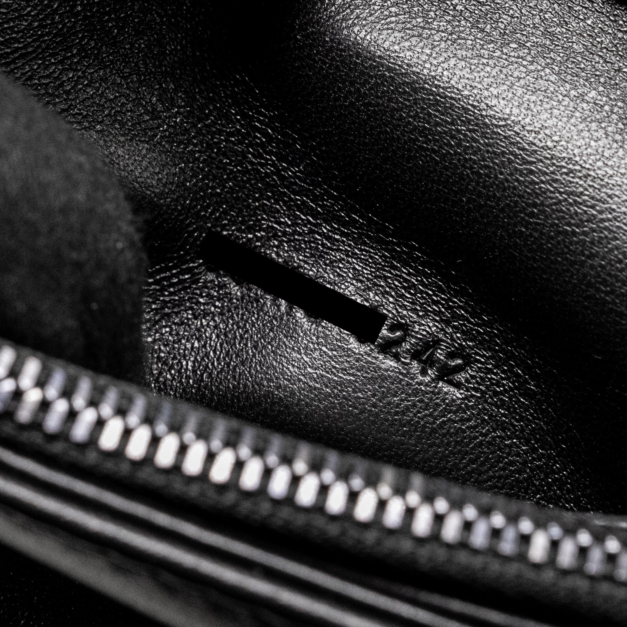 DIOR MINI CARO FLAP BAG CALFSKIN BLACK/ BLACK HARDWARE
